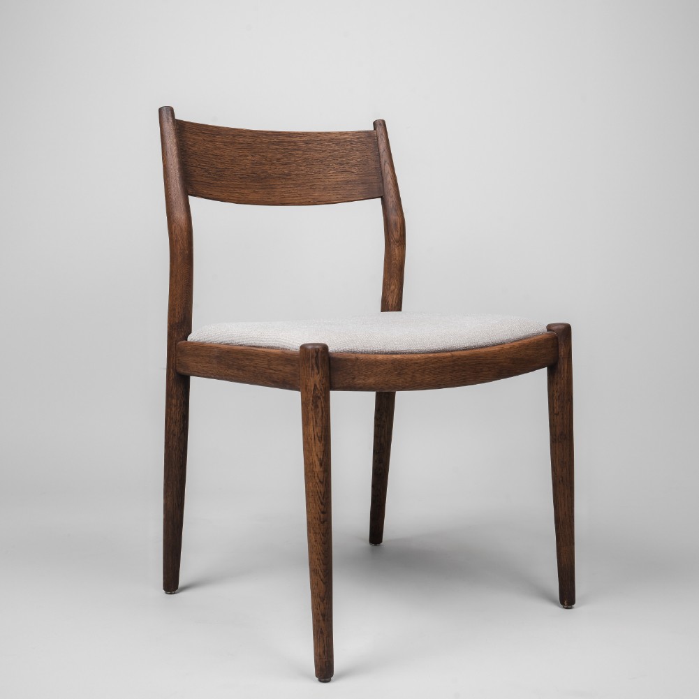 Frame Sandalye