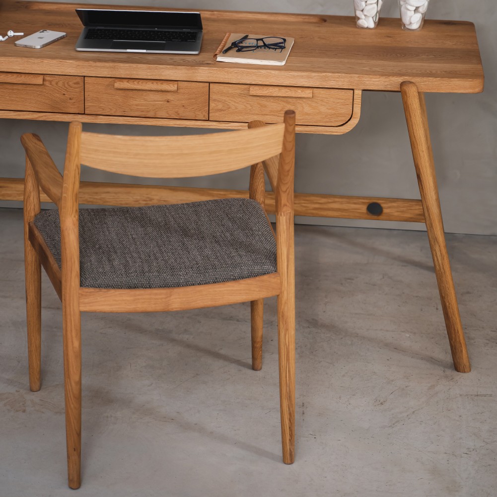 Frame Kolçaklı Sandalye