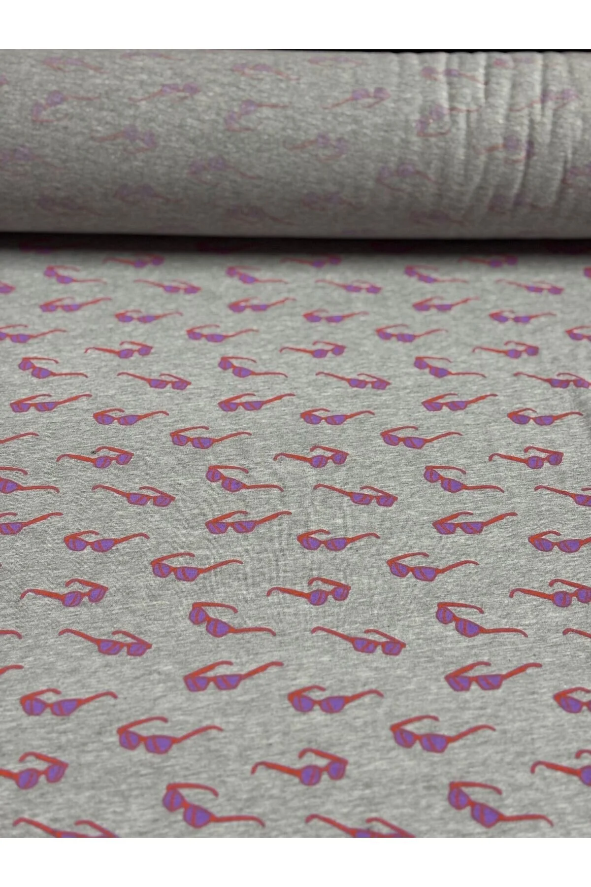 Gri Melanj %100 Pamuk Süprem Kumaş 260 GSM | Güneş Gözlüğü Baskılı | En: 170 cm | Metrelik Satış