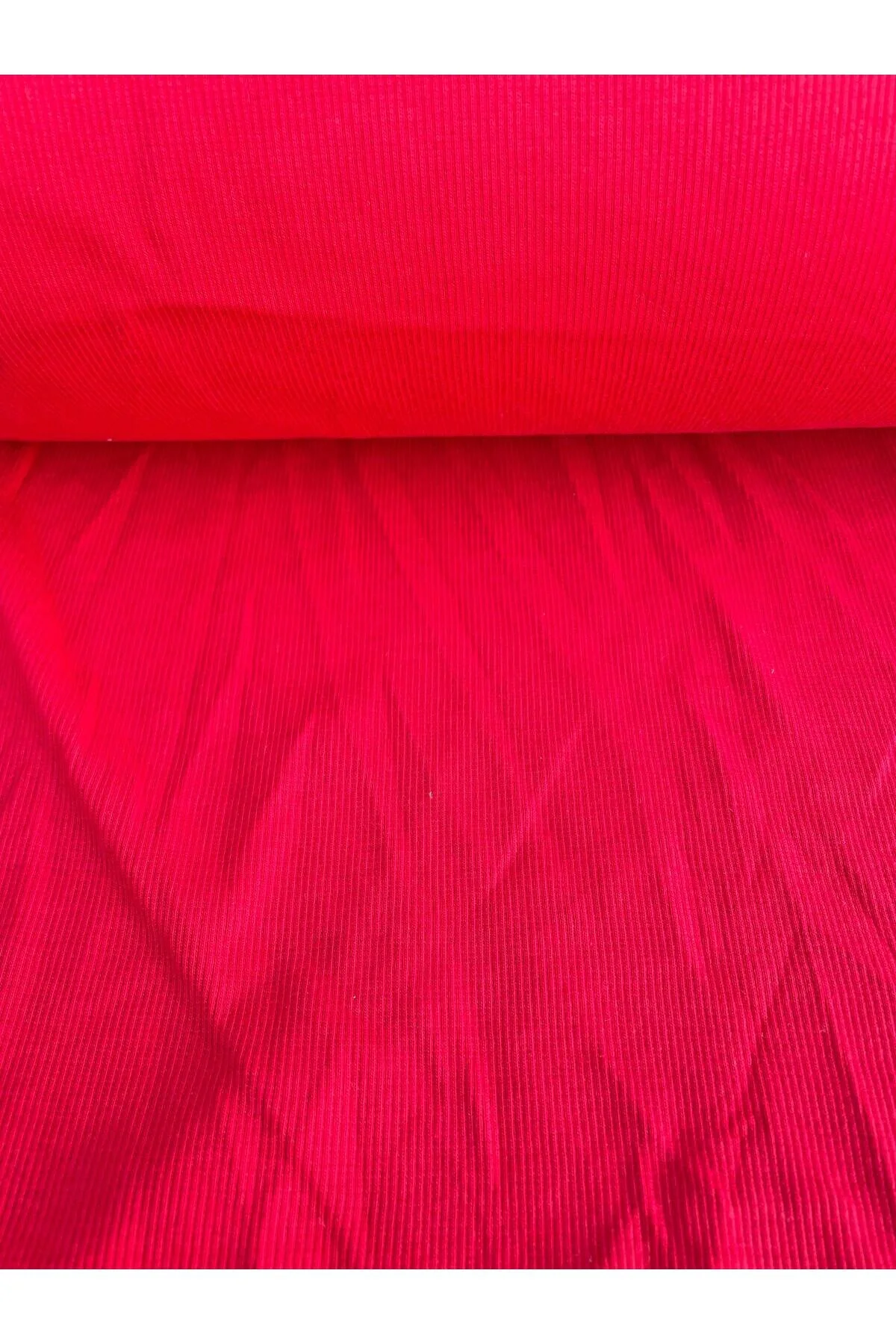 Kırmızı Kaşkorse Kumaş – %100 Pamuk | En 110 cm | Esnek, Sık Dokulu ve Dayanıklı Ribana Kumaş