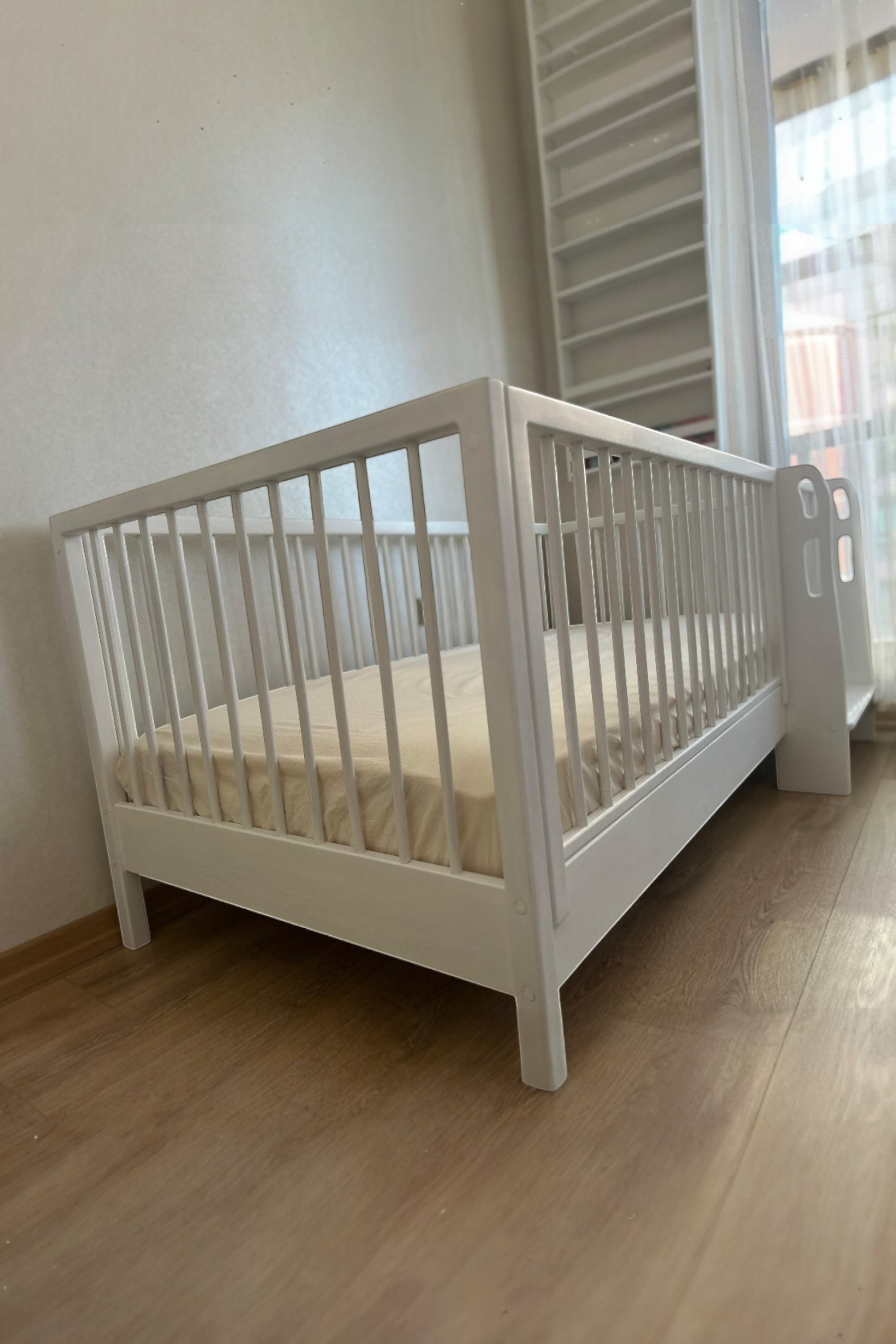 Uraz Montessori Yatak - Ceviz