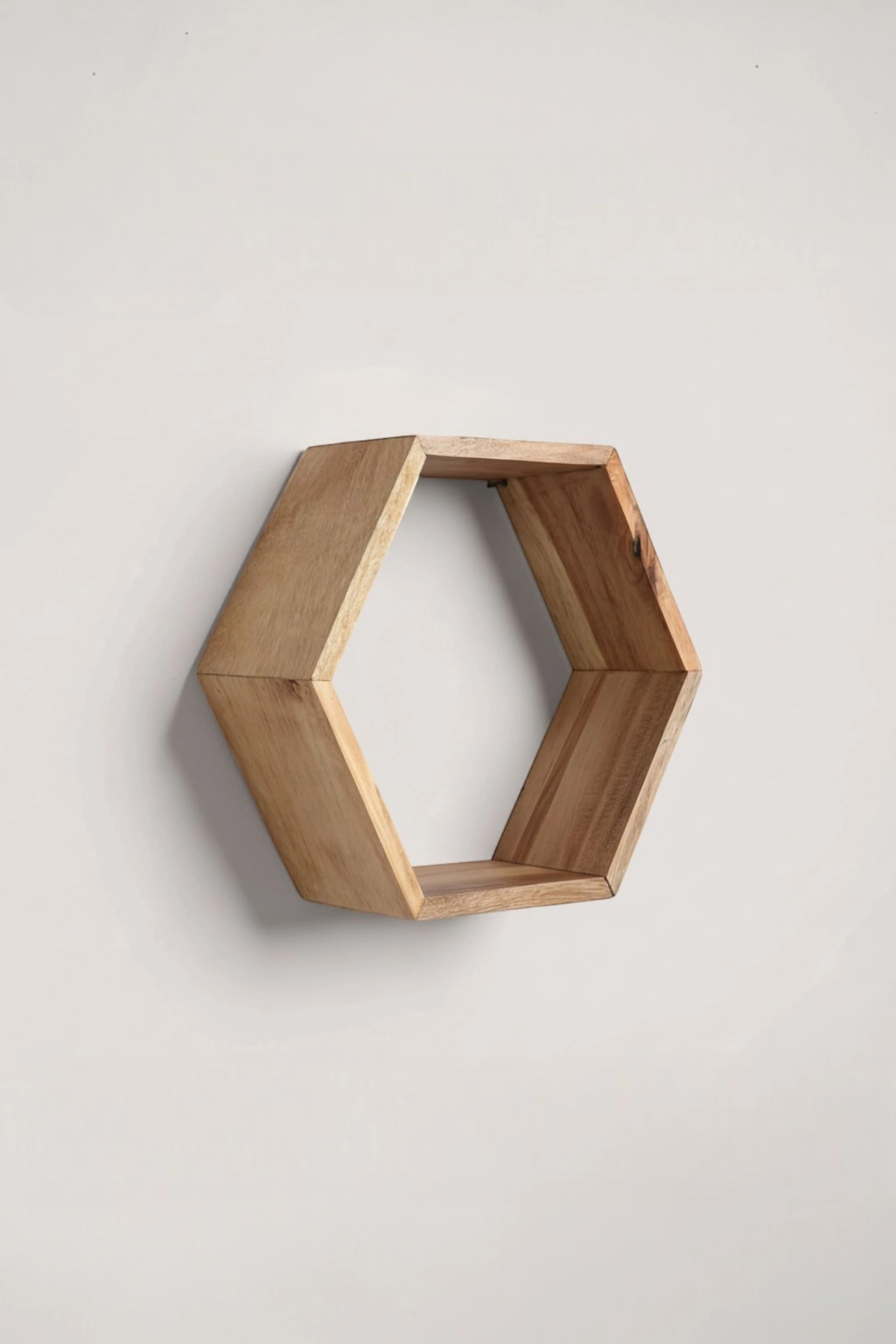 El Yapımı Ahşap Altıgen Raf