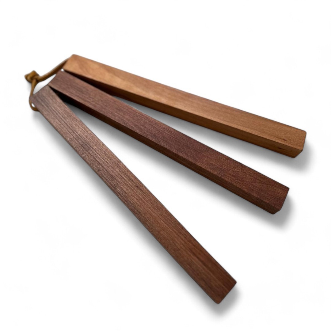 Regla Handmade Wooden Trivet with Leather Details - Medium
