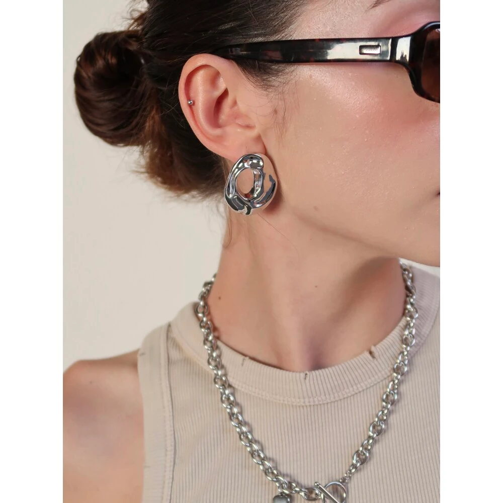 Hole Crumpled Oval Çelik Küpe