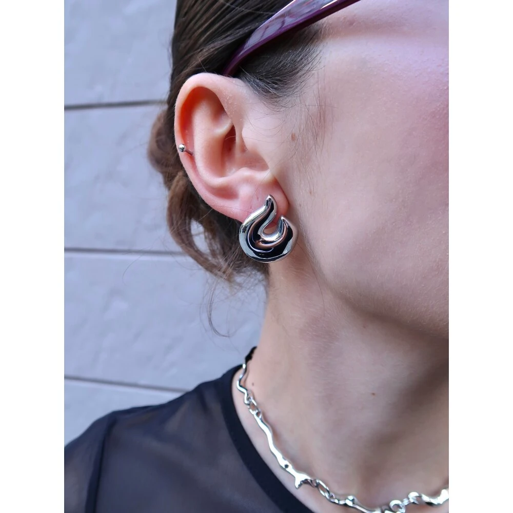 Kuğu Figür Cerrahi Çelik Küpe