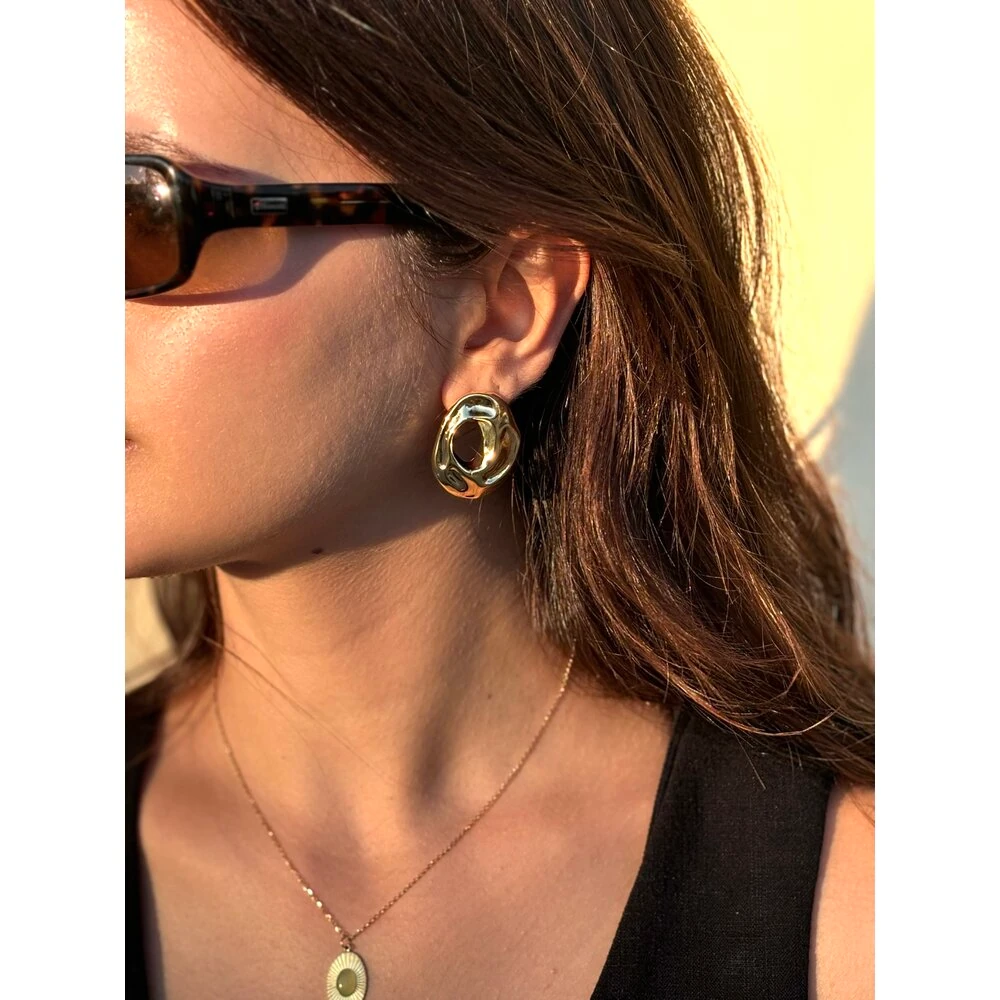 Hole Crumpled Oval Çelik Küpe