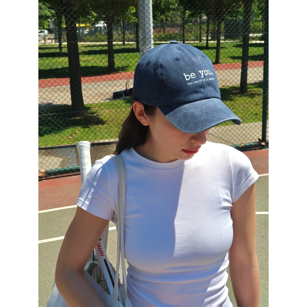 “Kendin ol.. Yaşam Seninle Uyumlanıcak” Yazı Baskılı Beyzb. Şapka