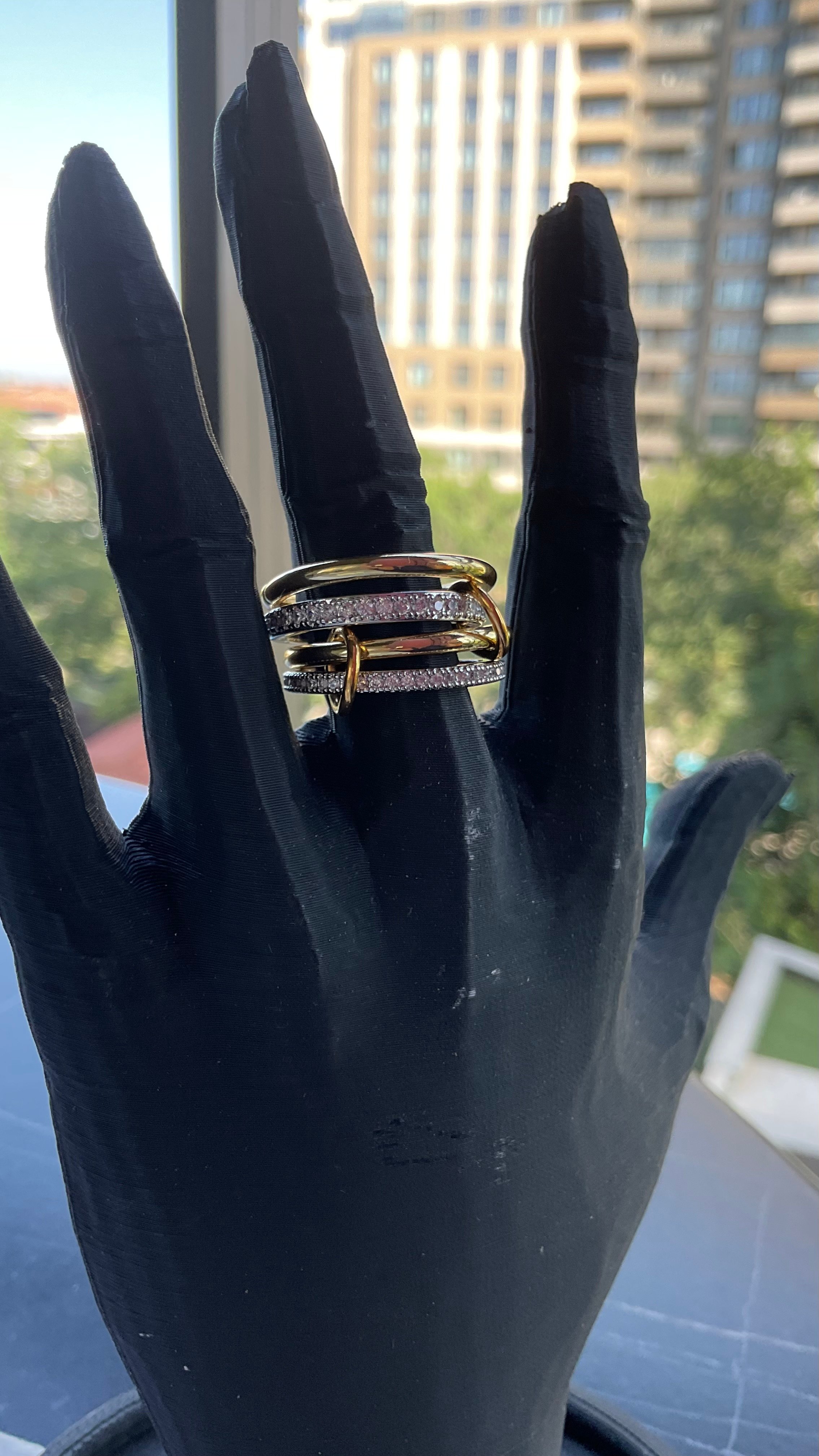 Pirinç gold renk zirkon taşlı halka detay yüzük