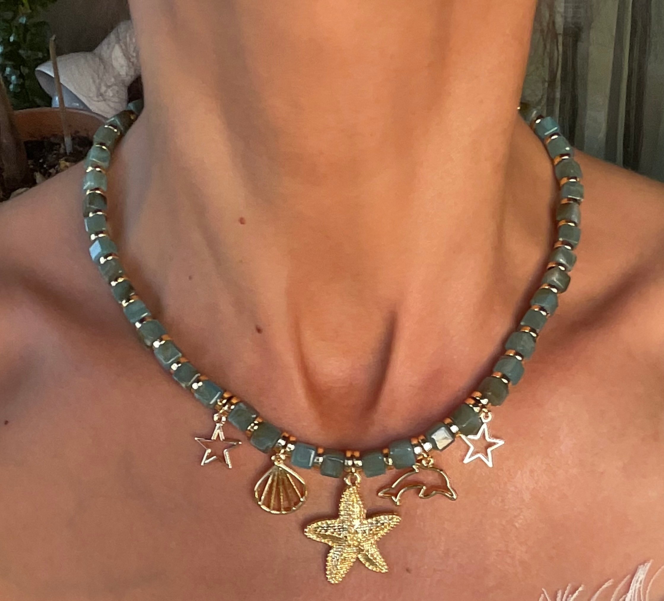 Deniz yıldızı model yeşil boncuklu kolye