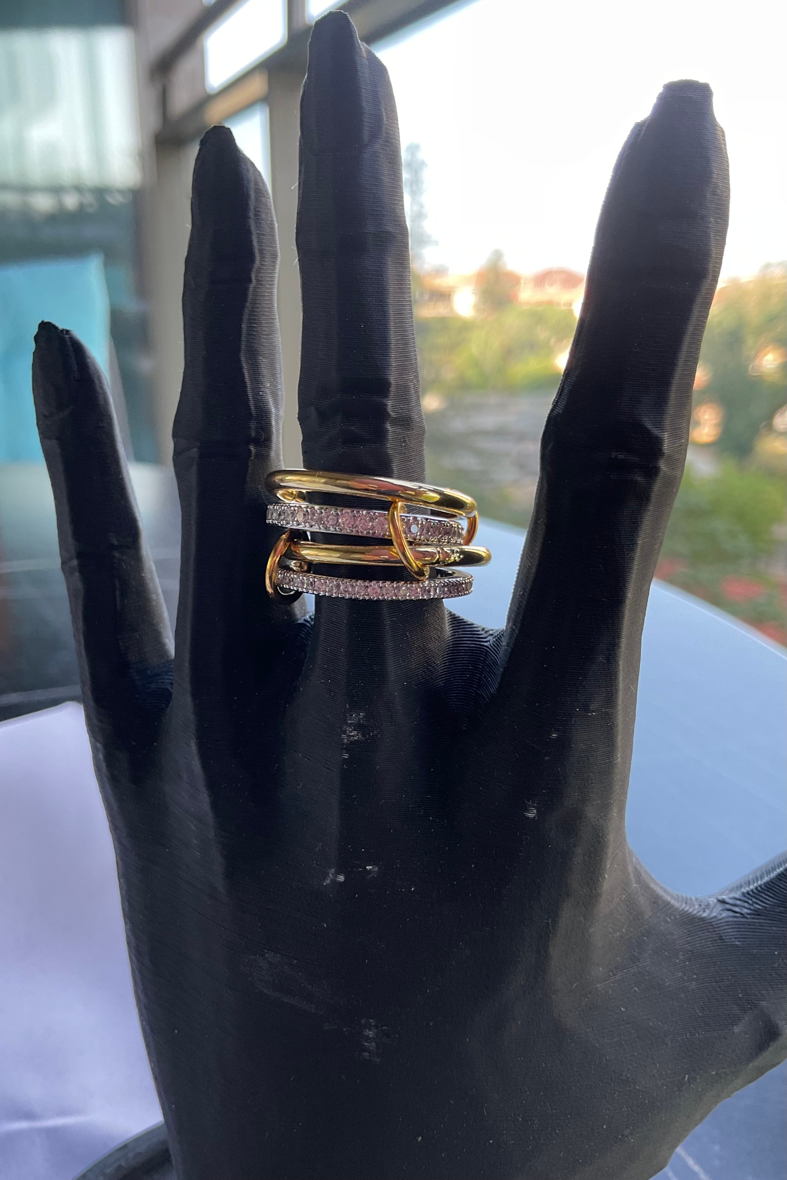 Pirinç gold renk zirkon taşlı halka detay yüzük