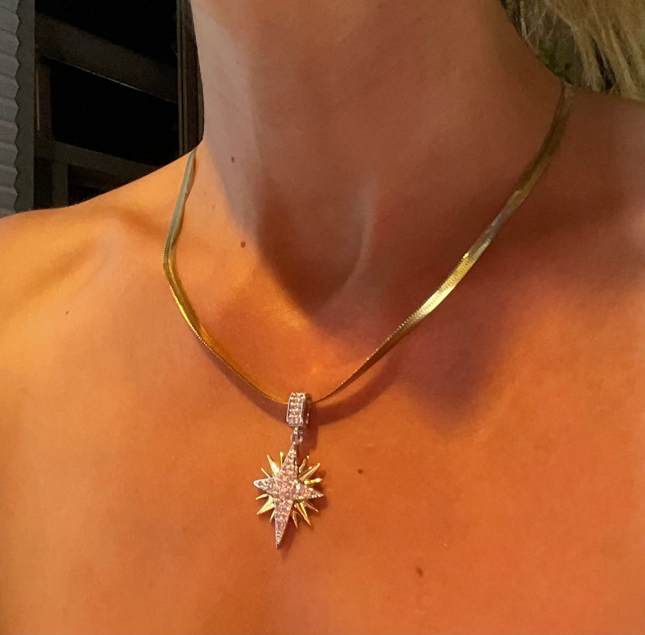 Kutup yıldızı model gold kolye