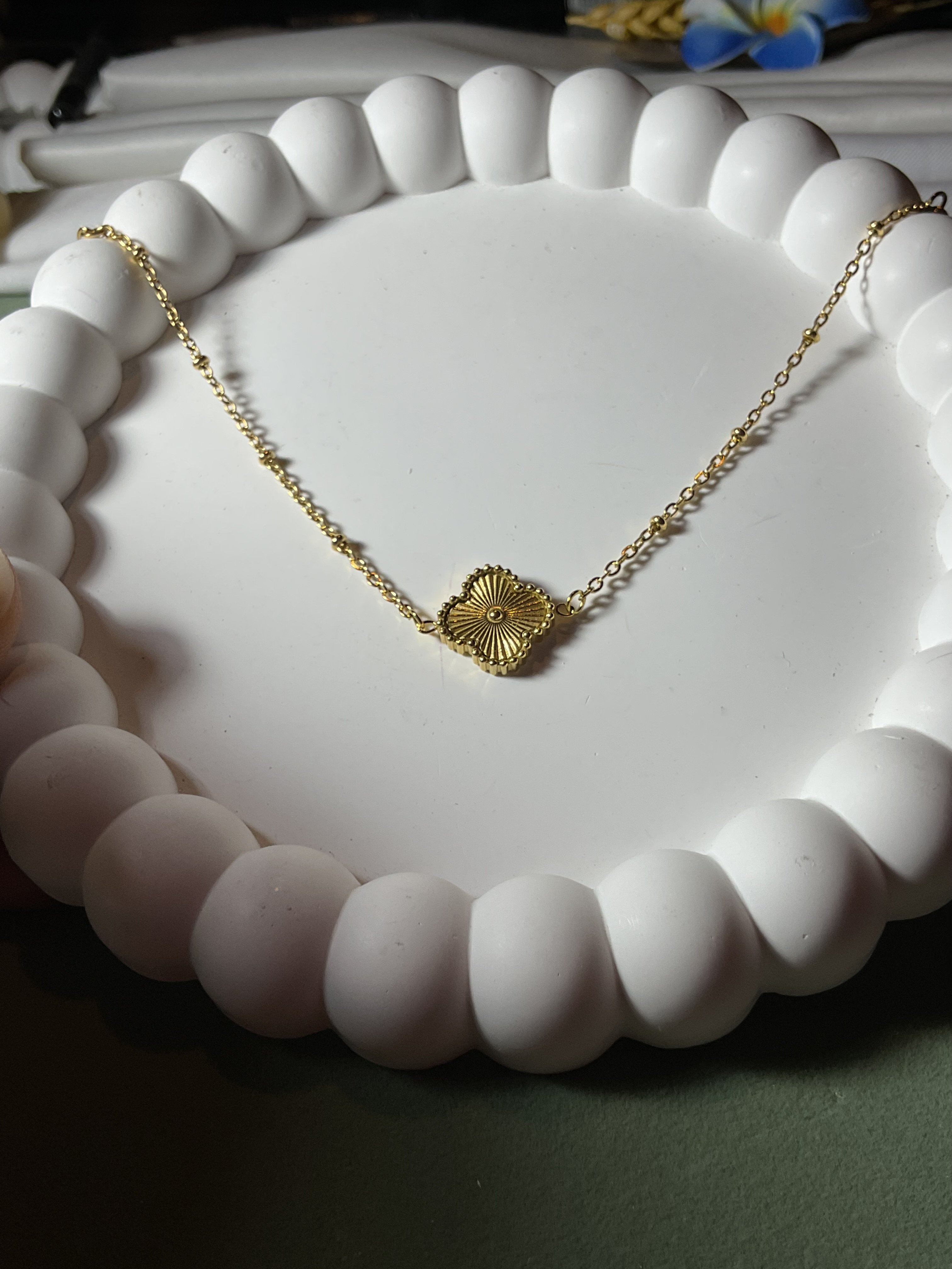 Marka model gold bileklik
