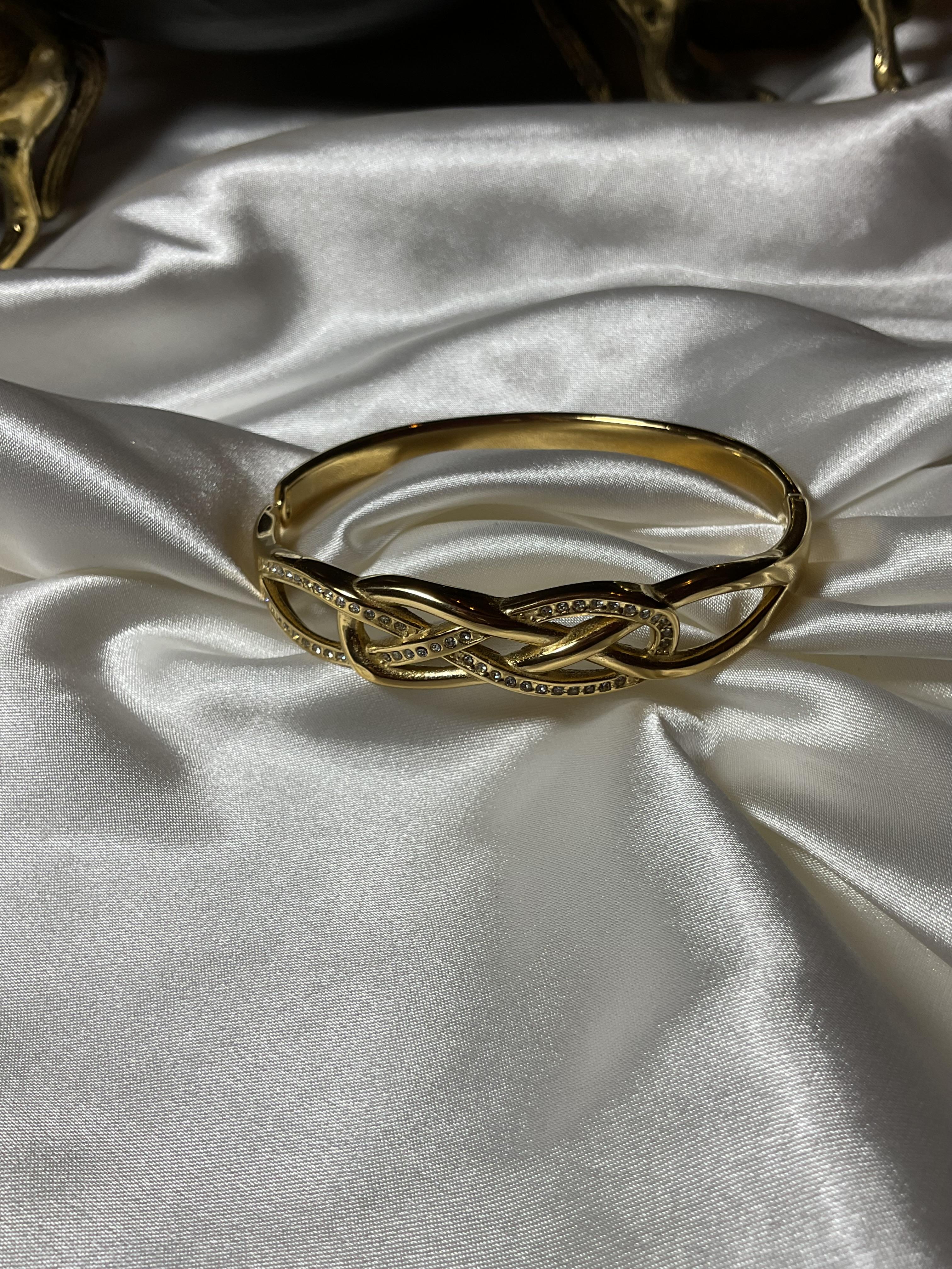 Çelik örgü model taşlı gold kelepçe
