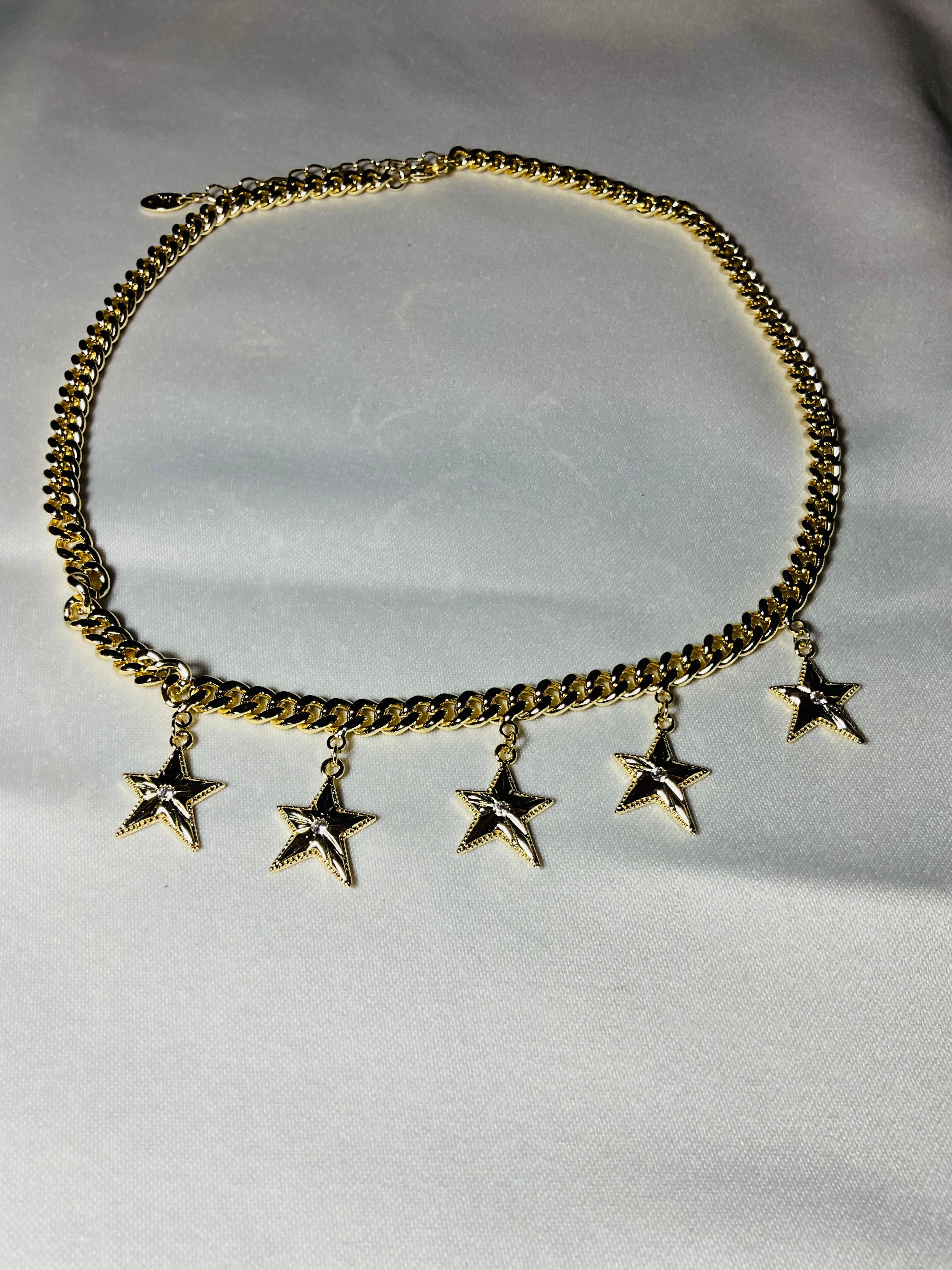 14K beş yıldız kolye