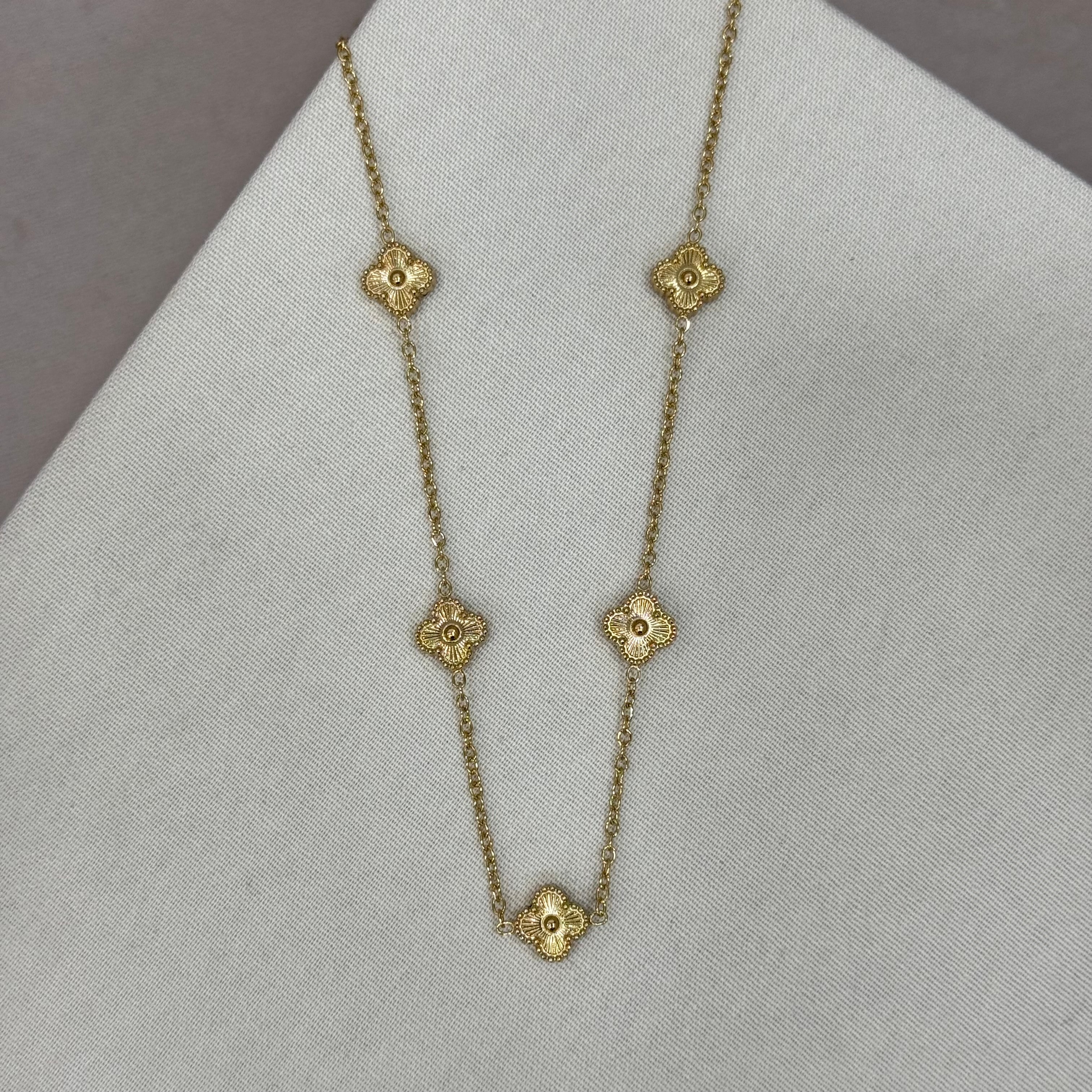 Çelik Gold Yonca Kolye (Minimal)
