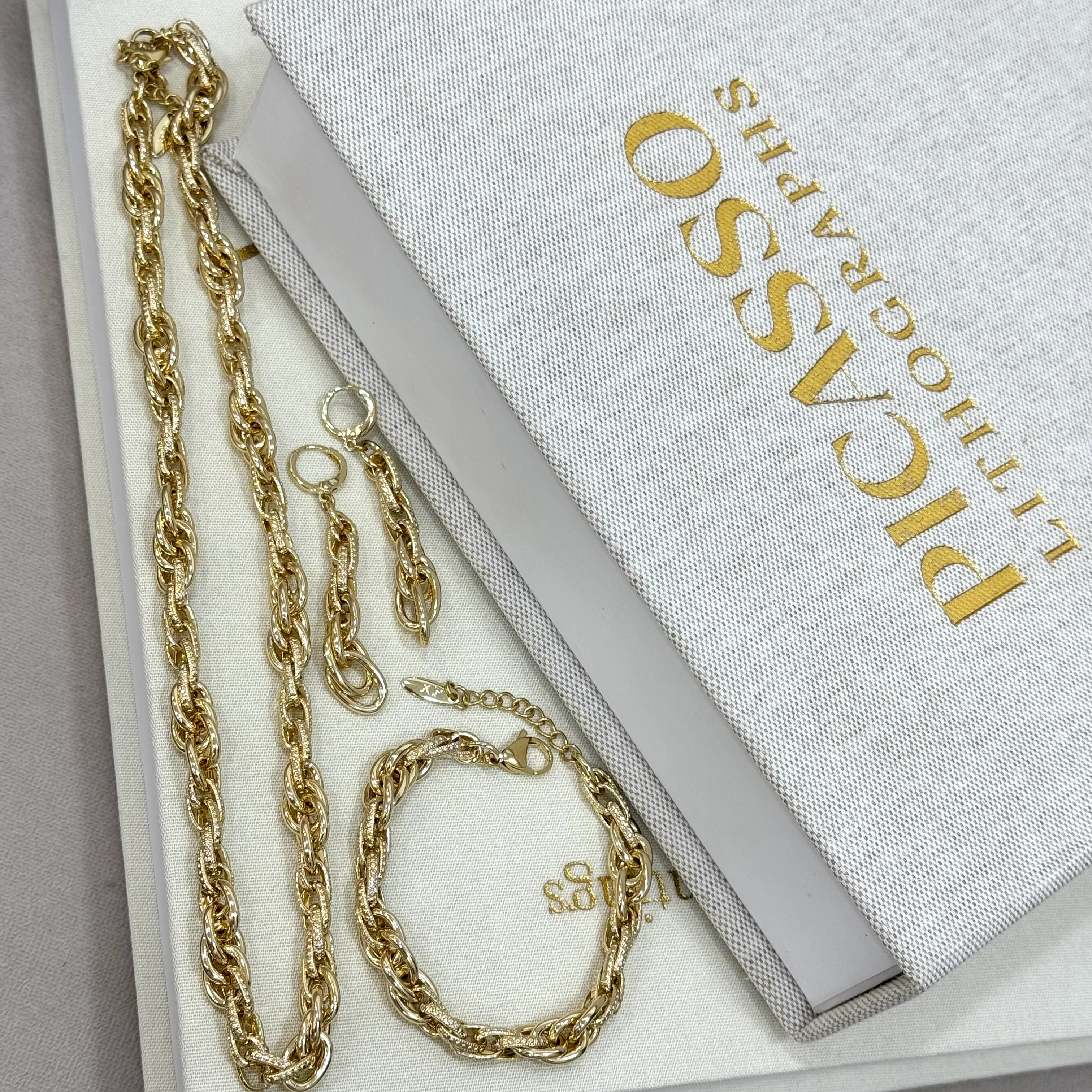 Xuping Su Serisi Kuyumcu Regal Drop Set