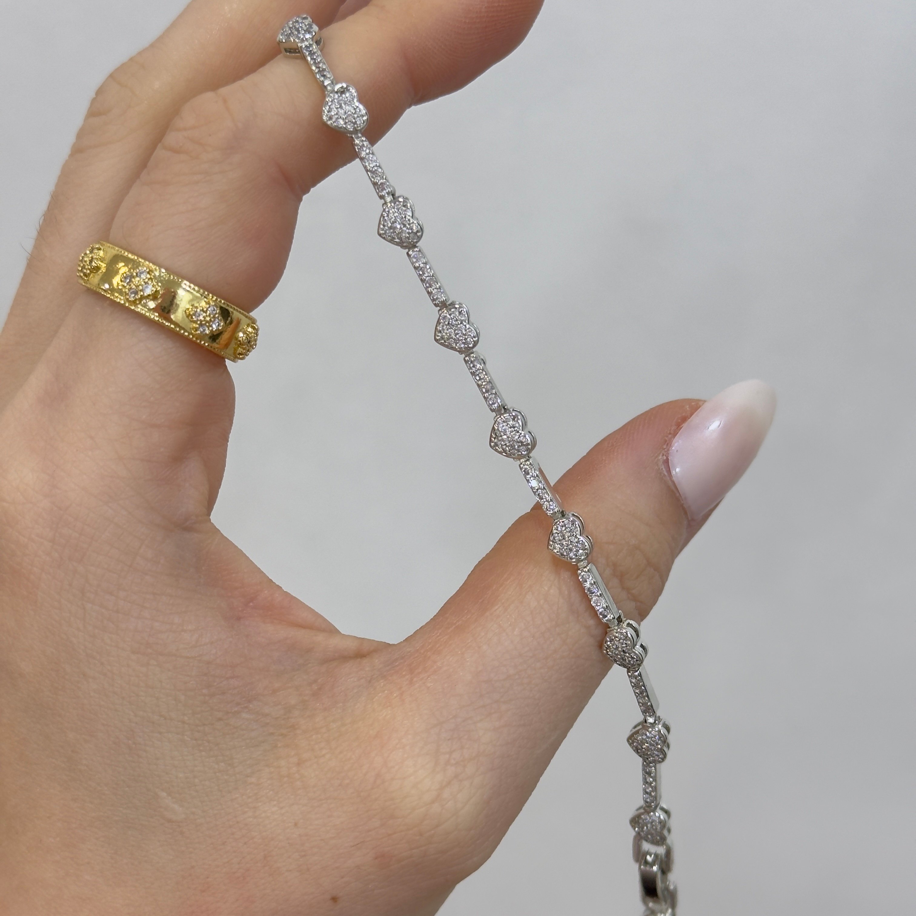 Premium Gümüş Kaplama Zirkon Taşlı Minimal Kalp Bileklik