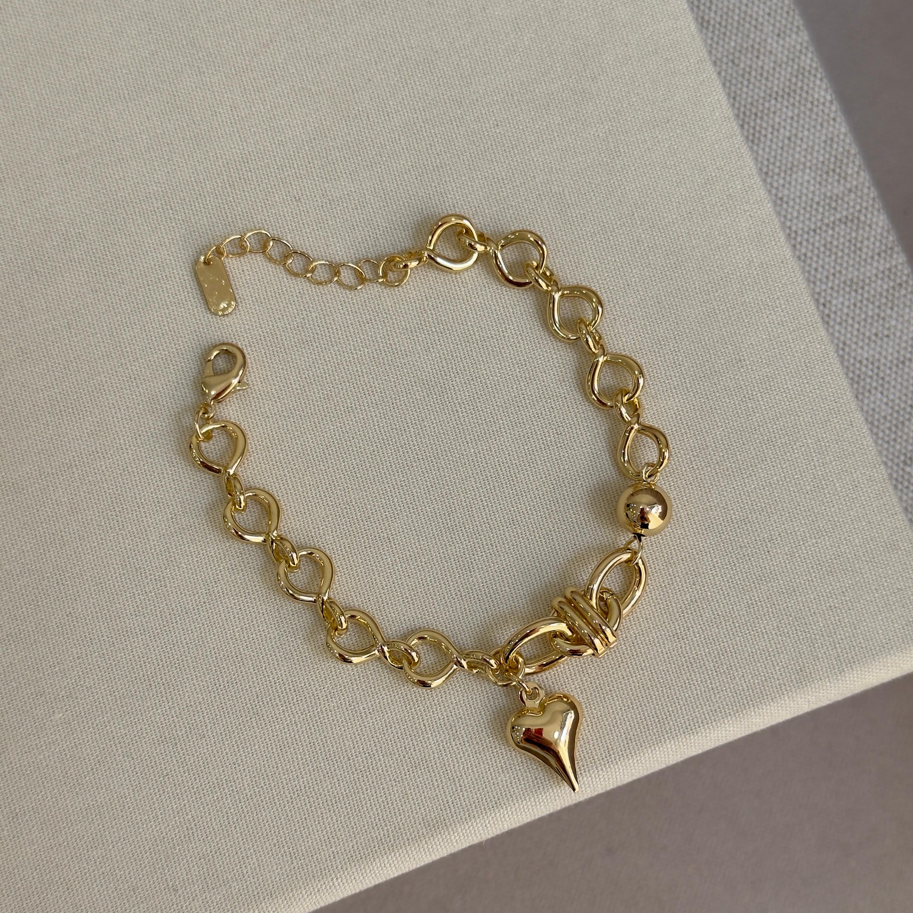 14k Heart Charm Bileklik