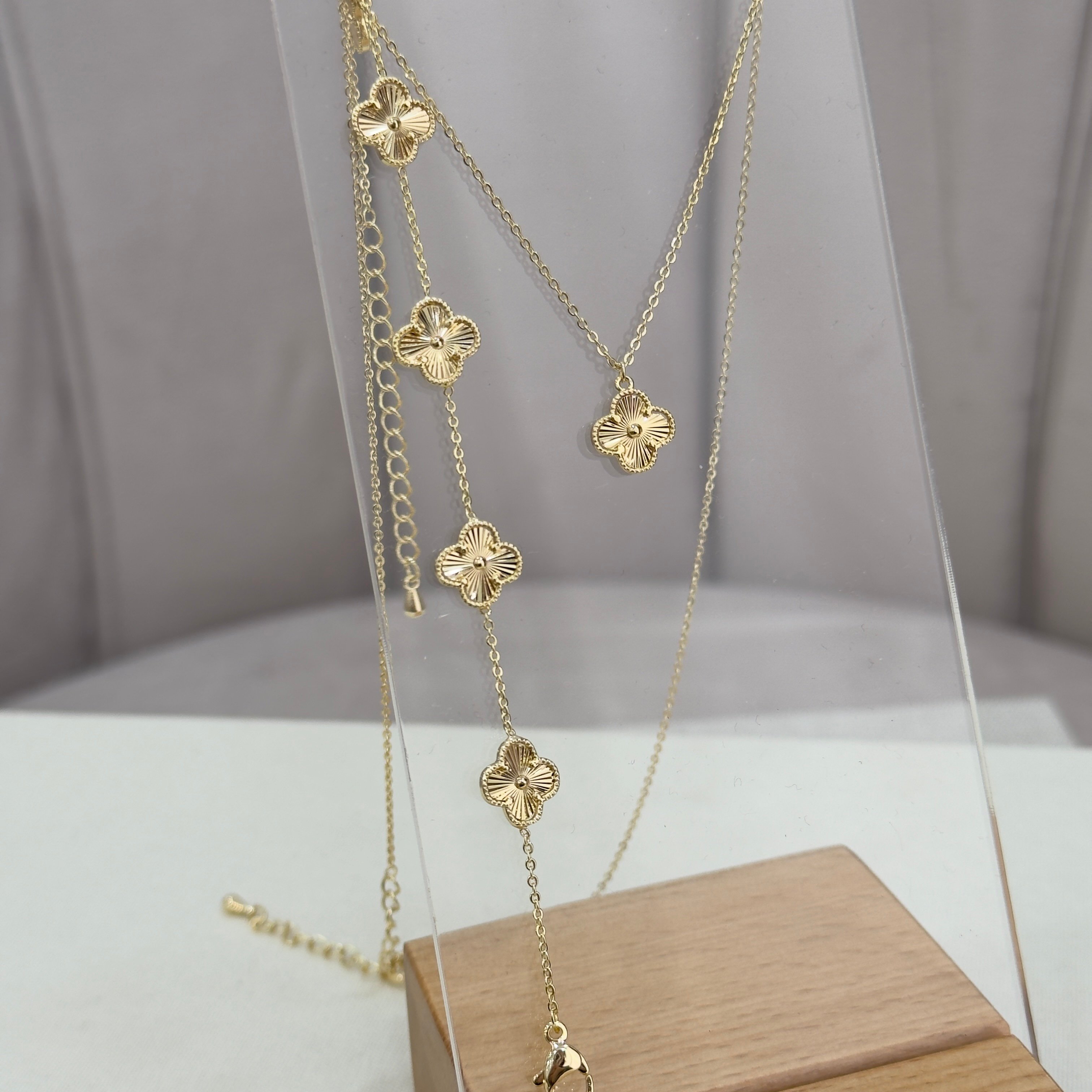 Altın Kaplama 14k Yoncalı Figür Kolye (45-47cm)