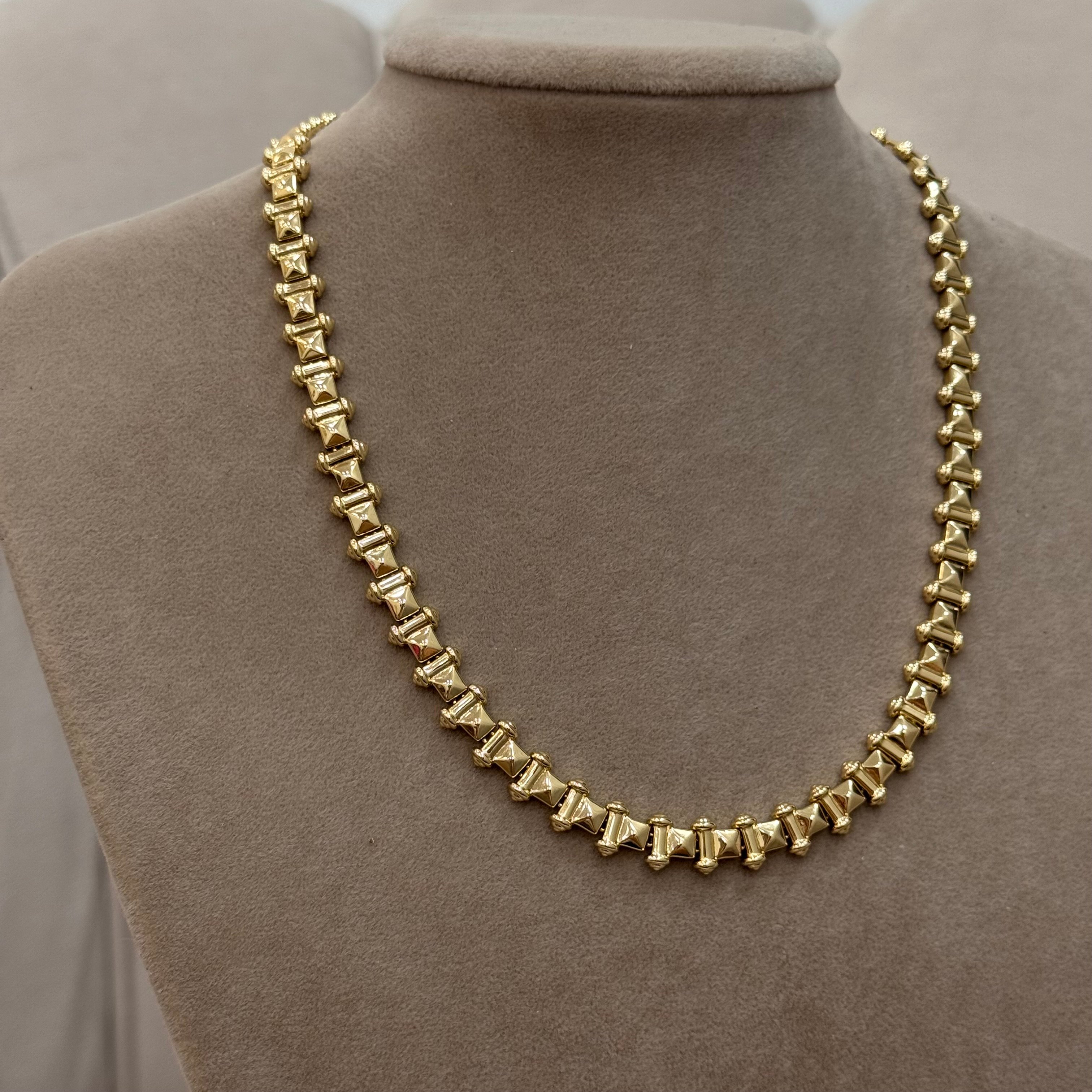 Xuping Su Serisi 14k Vintage Malibu Künye Kolye