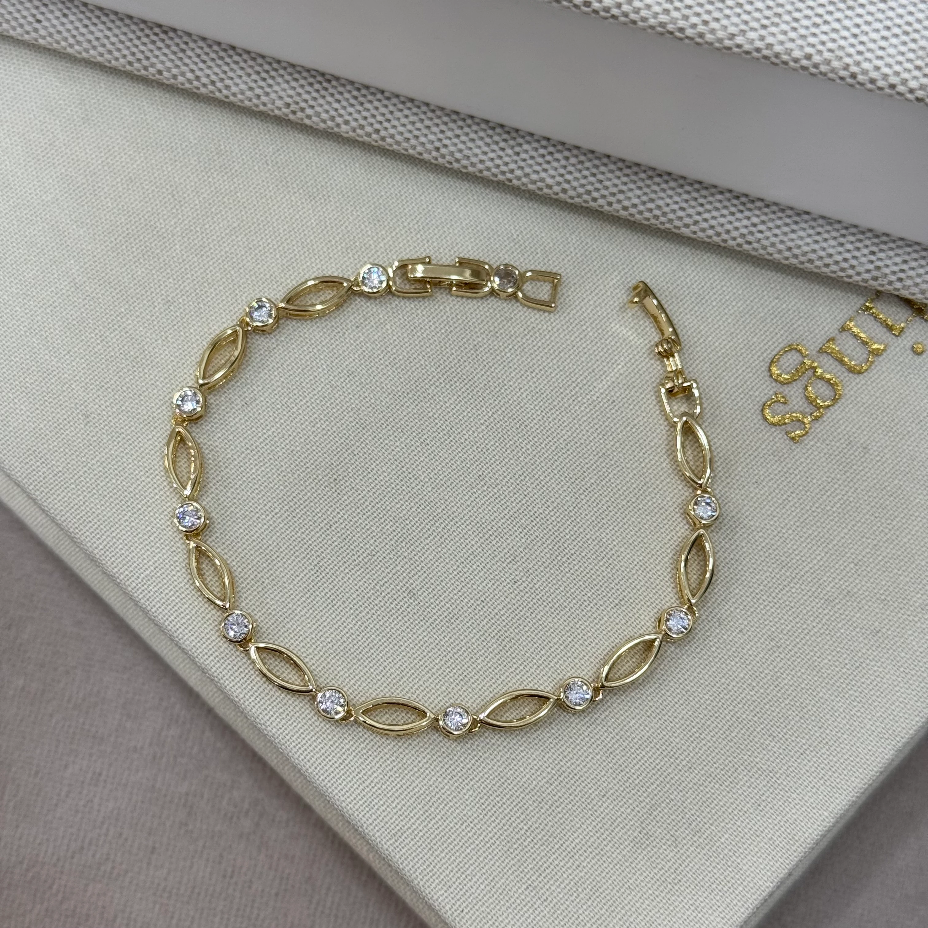 Premium İthal Vintage Loop Bileklik