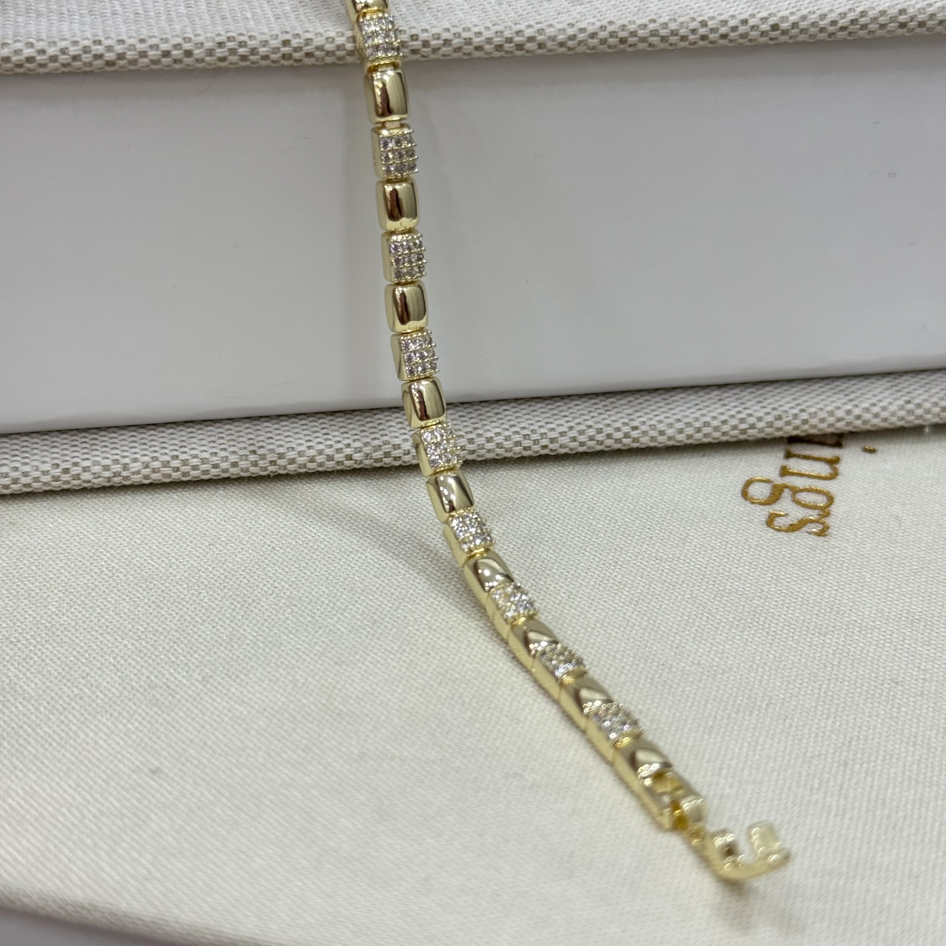 Premium İthal Aesthetic Brace Bileklik