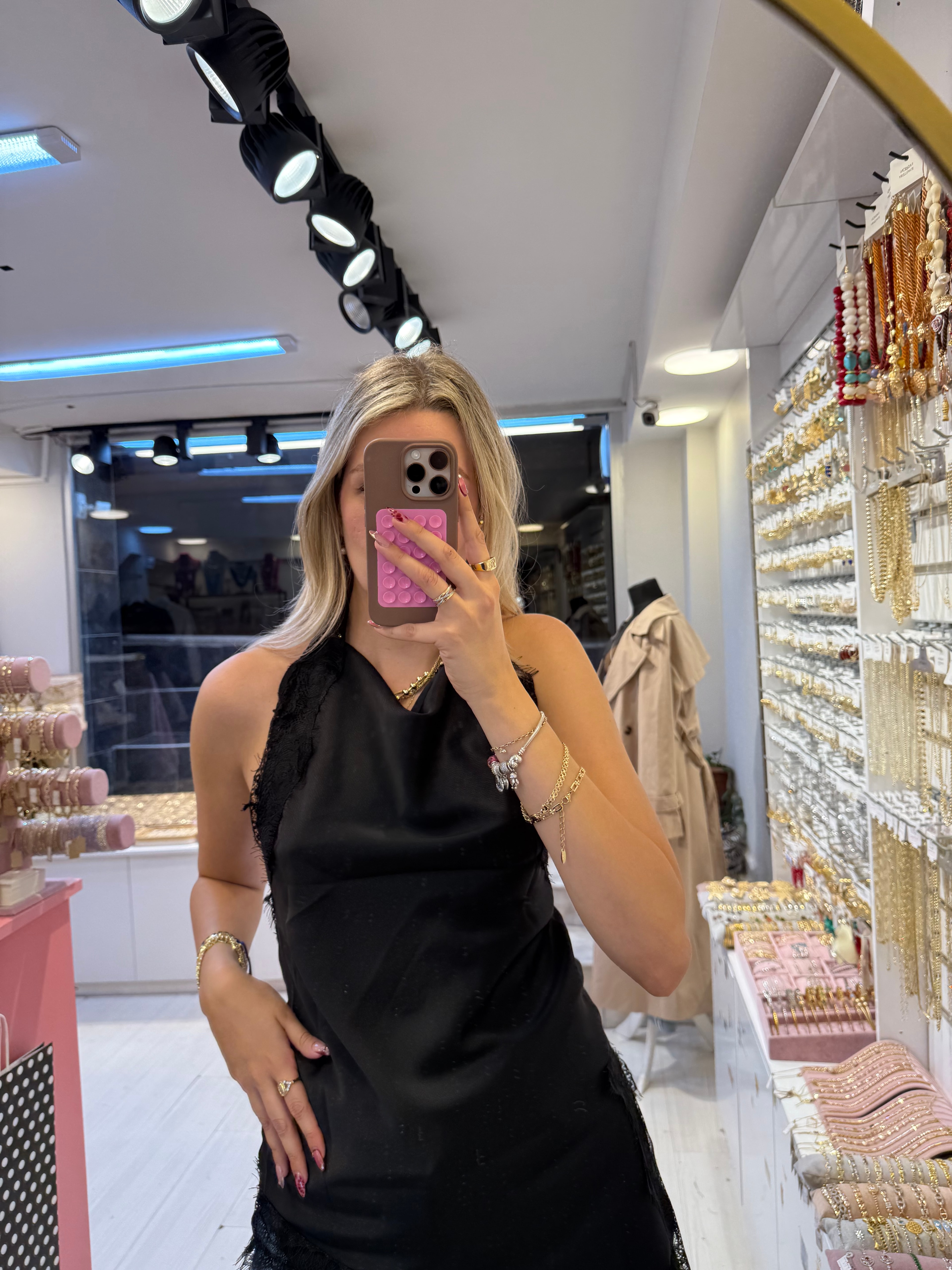 Saten Kenarı Dantel Detaylı Muadil Bluz