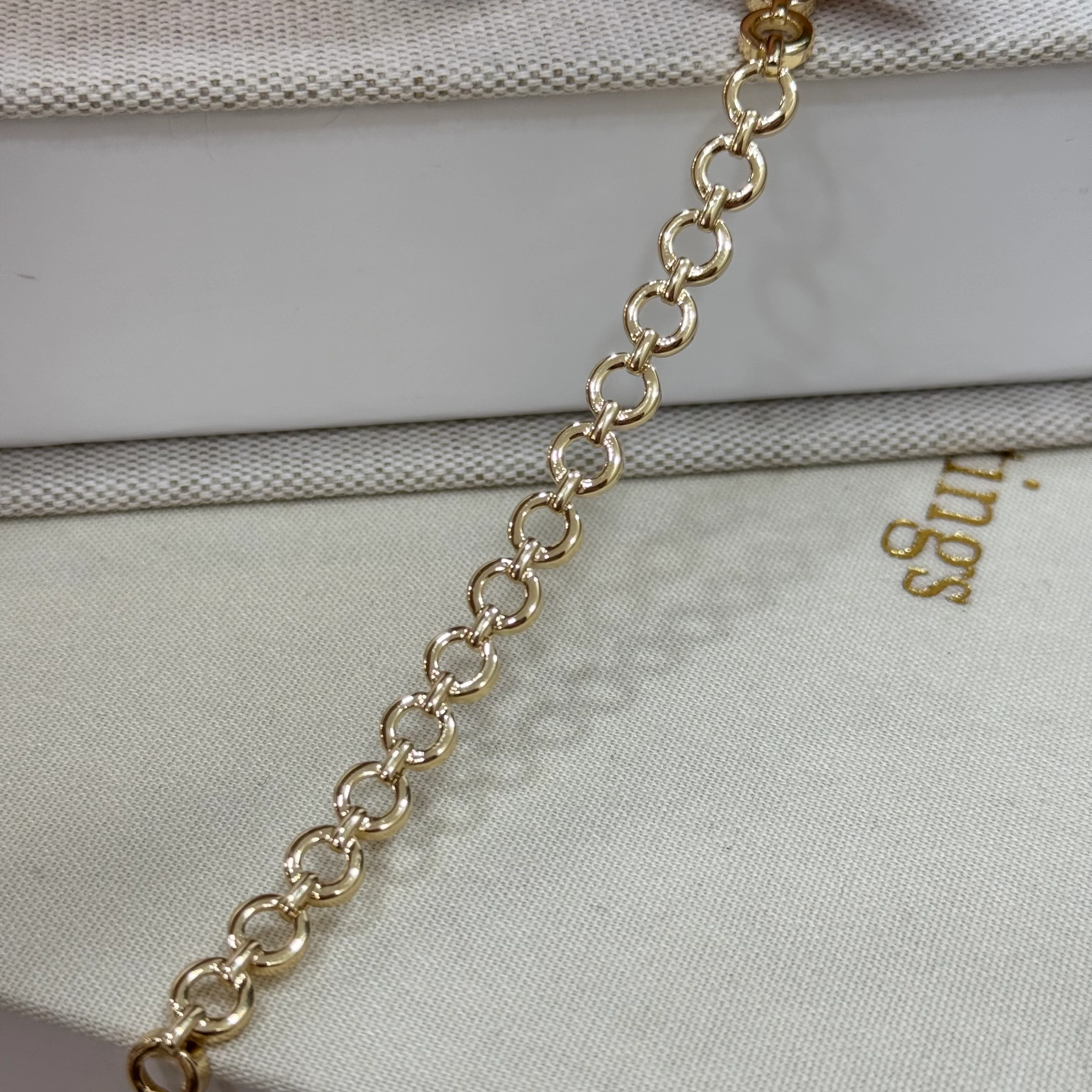 Premium İthal Circle Bileklik