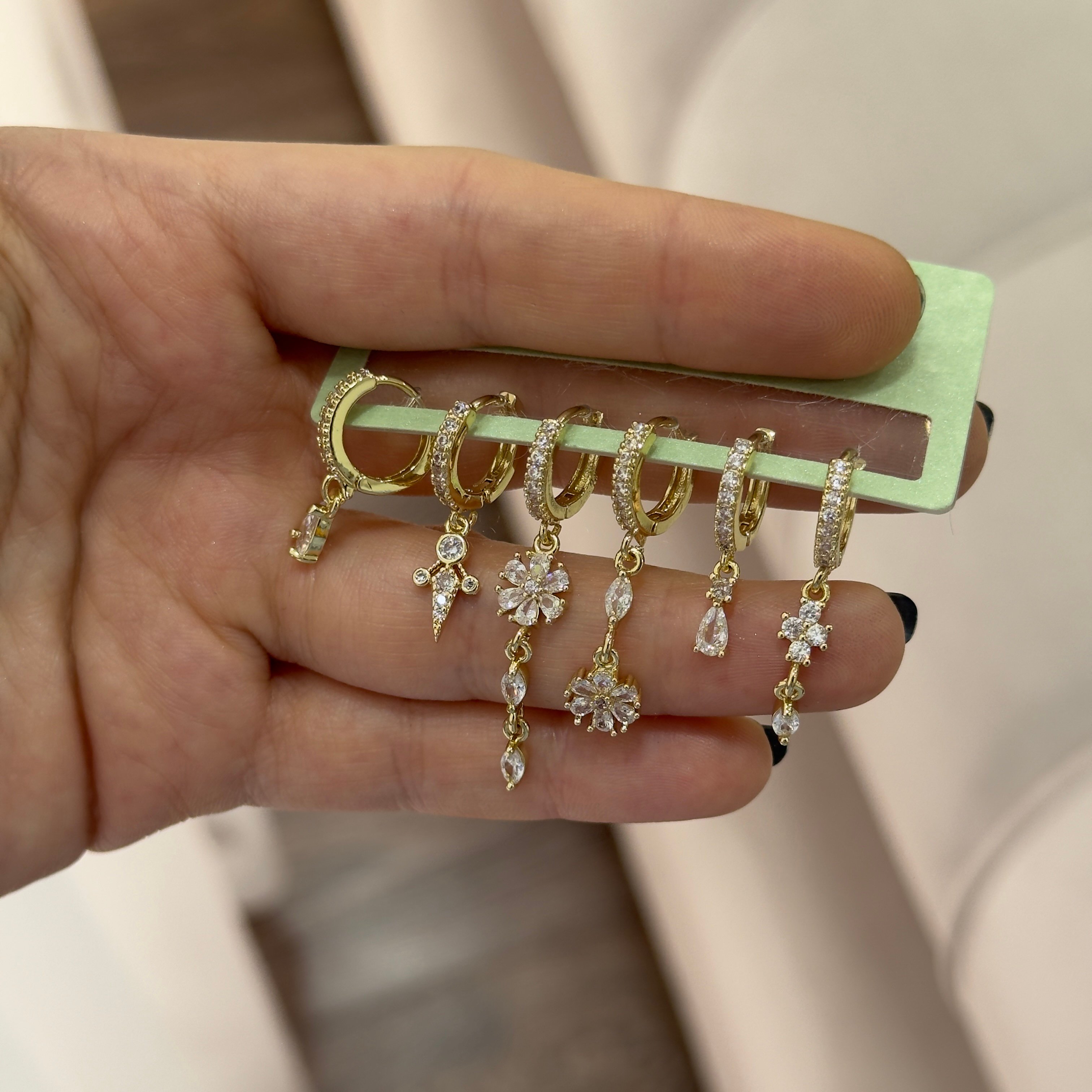 Premium Gold Minimal Charms No 13 Küpe Seti