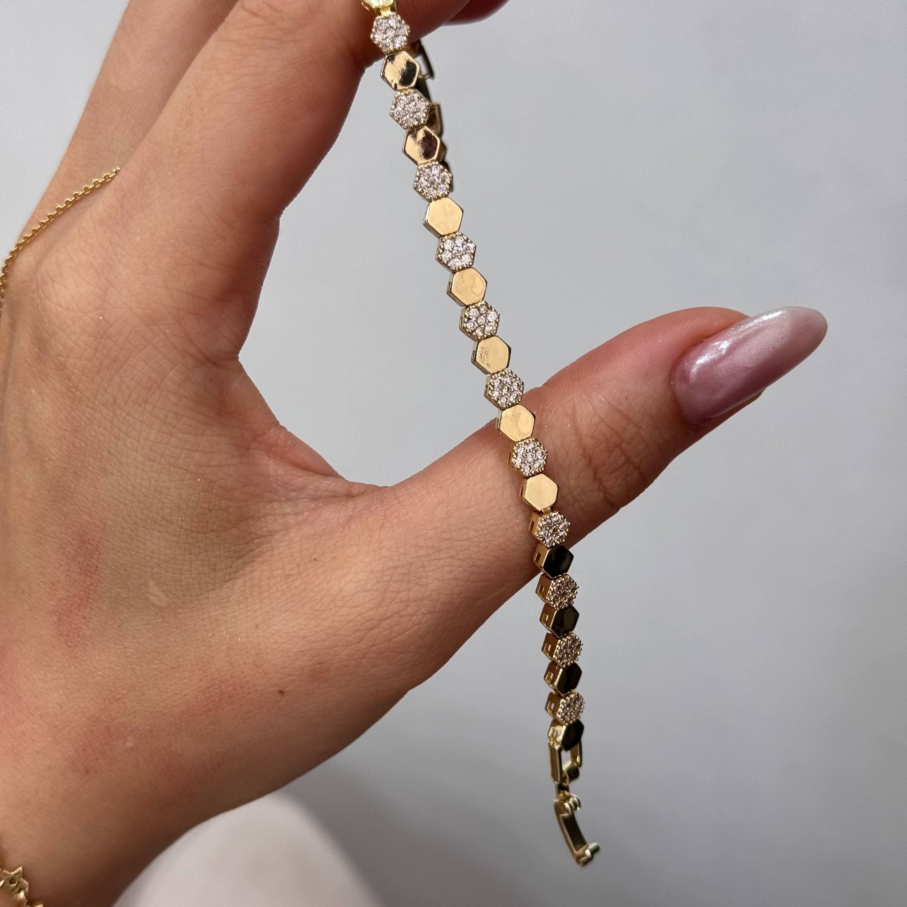 Premium 14k Gold Petek Bileklik