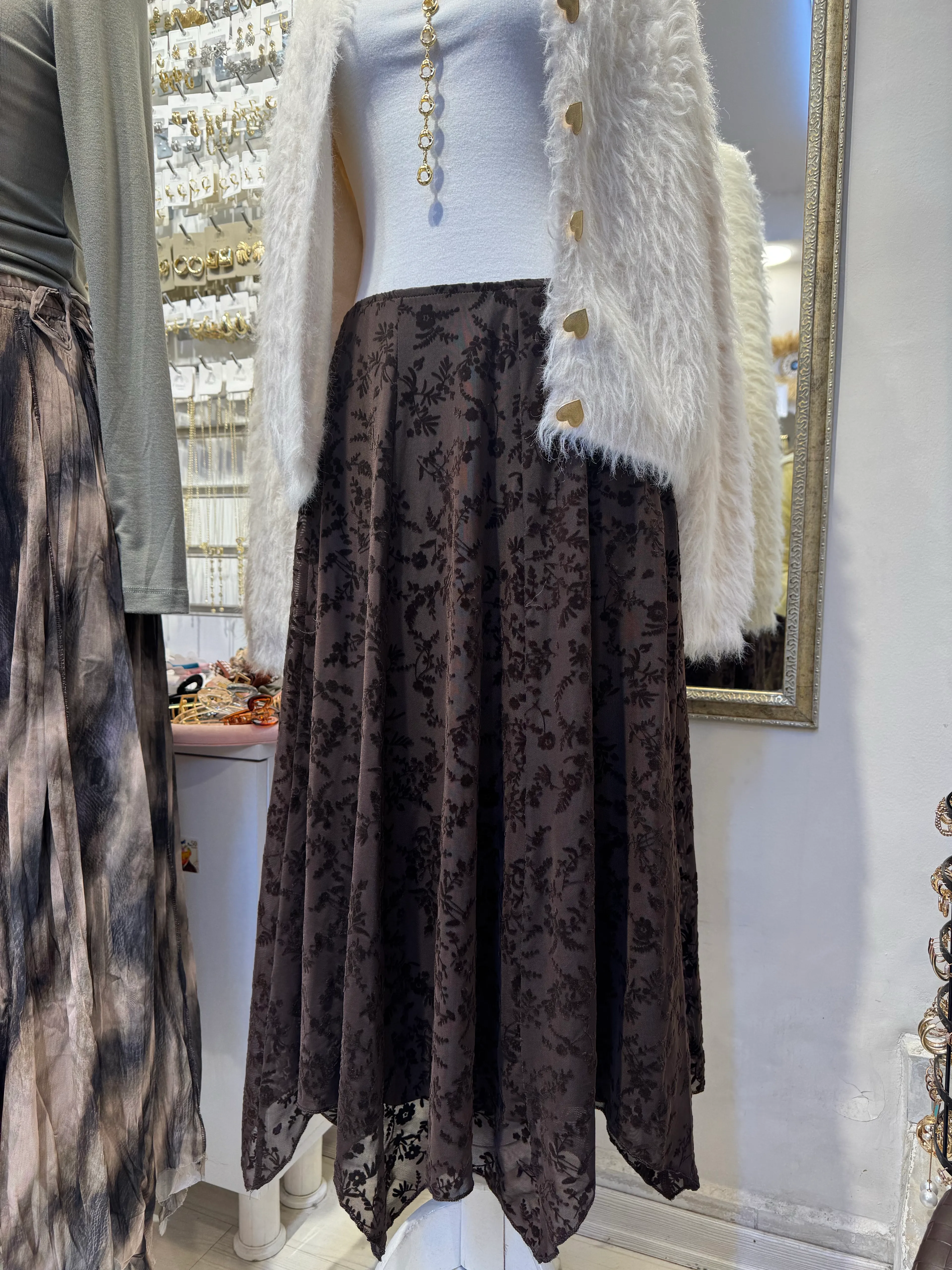 Shadow Petals Etek | Kahverengi