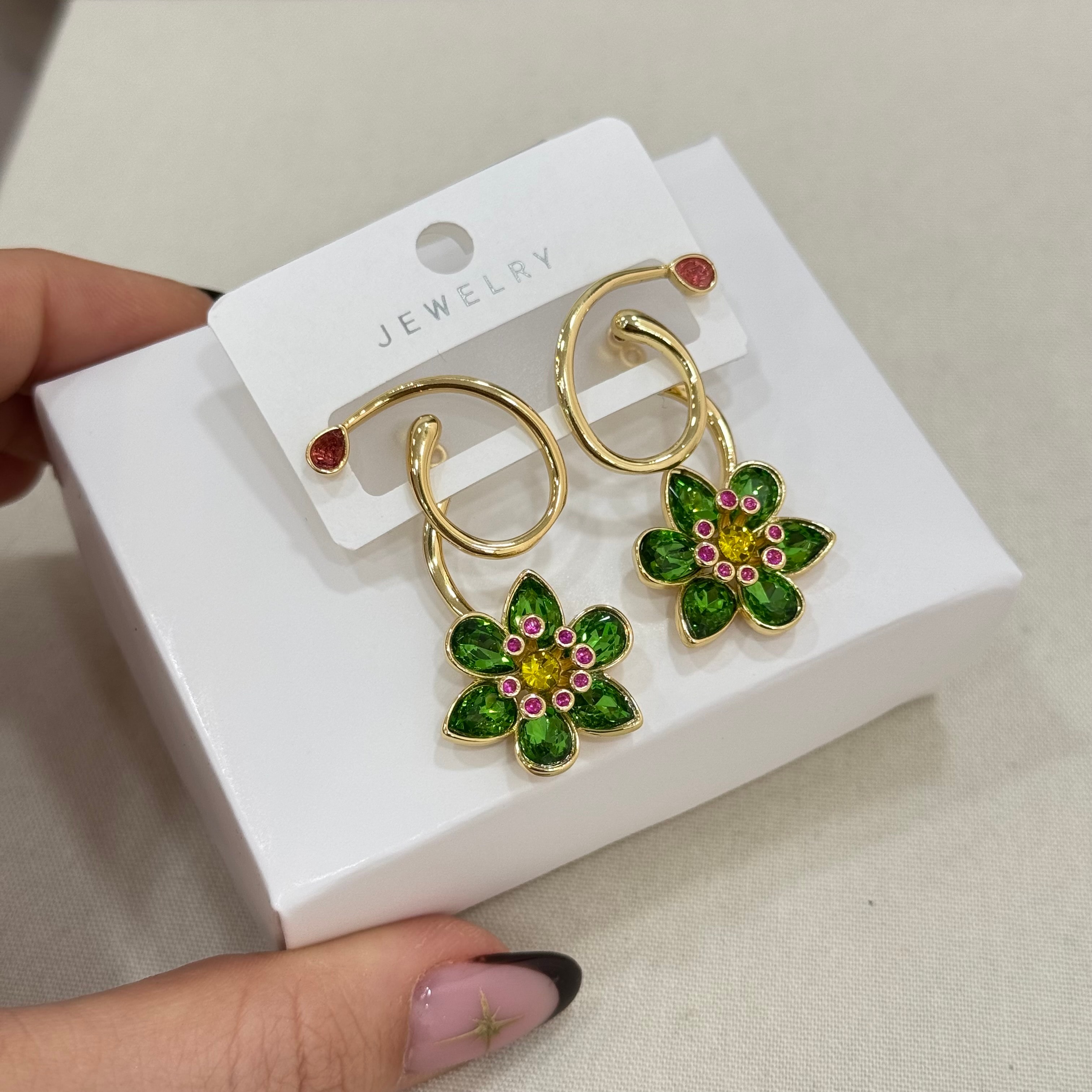 Premium Flower Aesthetic Küpe