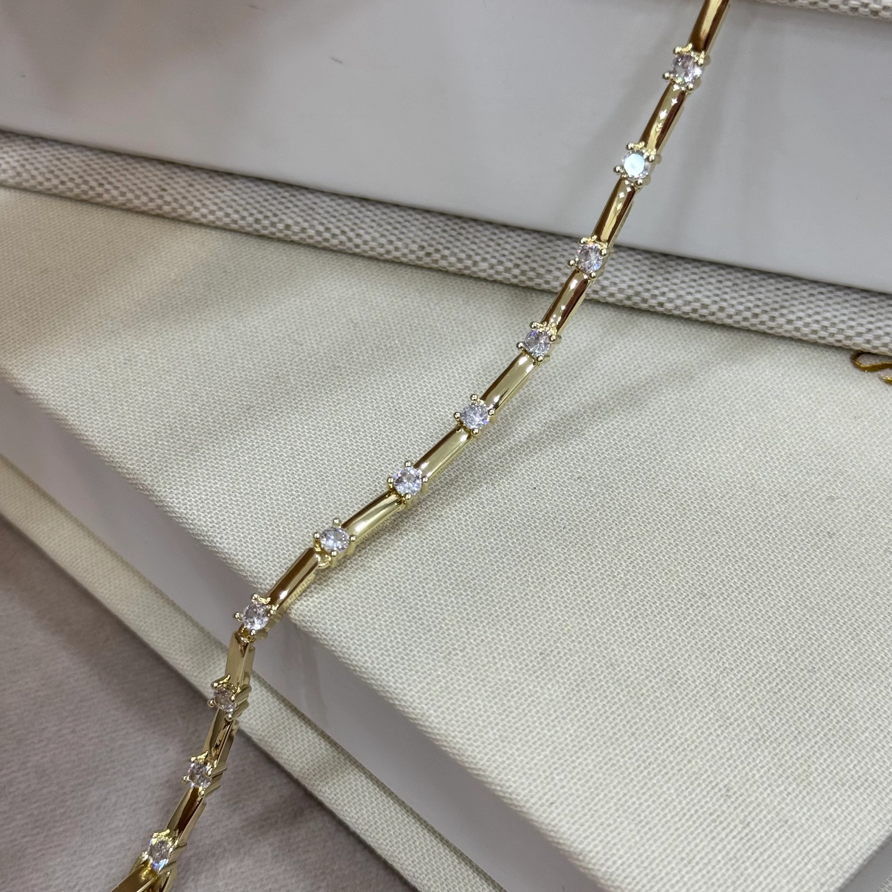 Premium İthal Vintage Basic Latine Bileklik