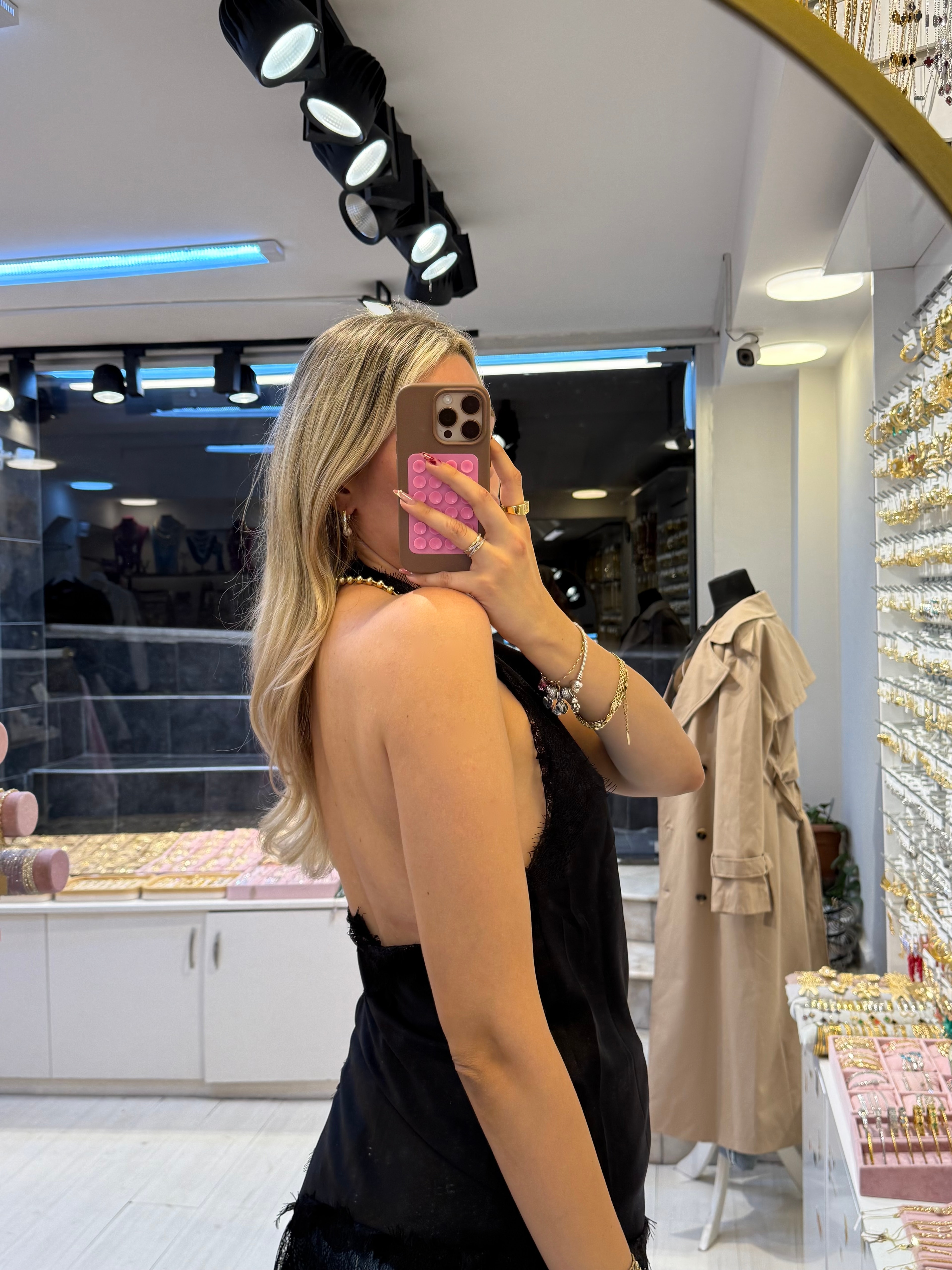 Saten Kenarı Dantel Detaylı Muadil Bluz