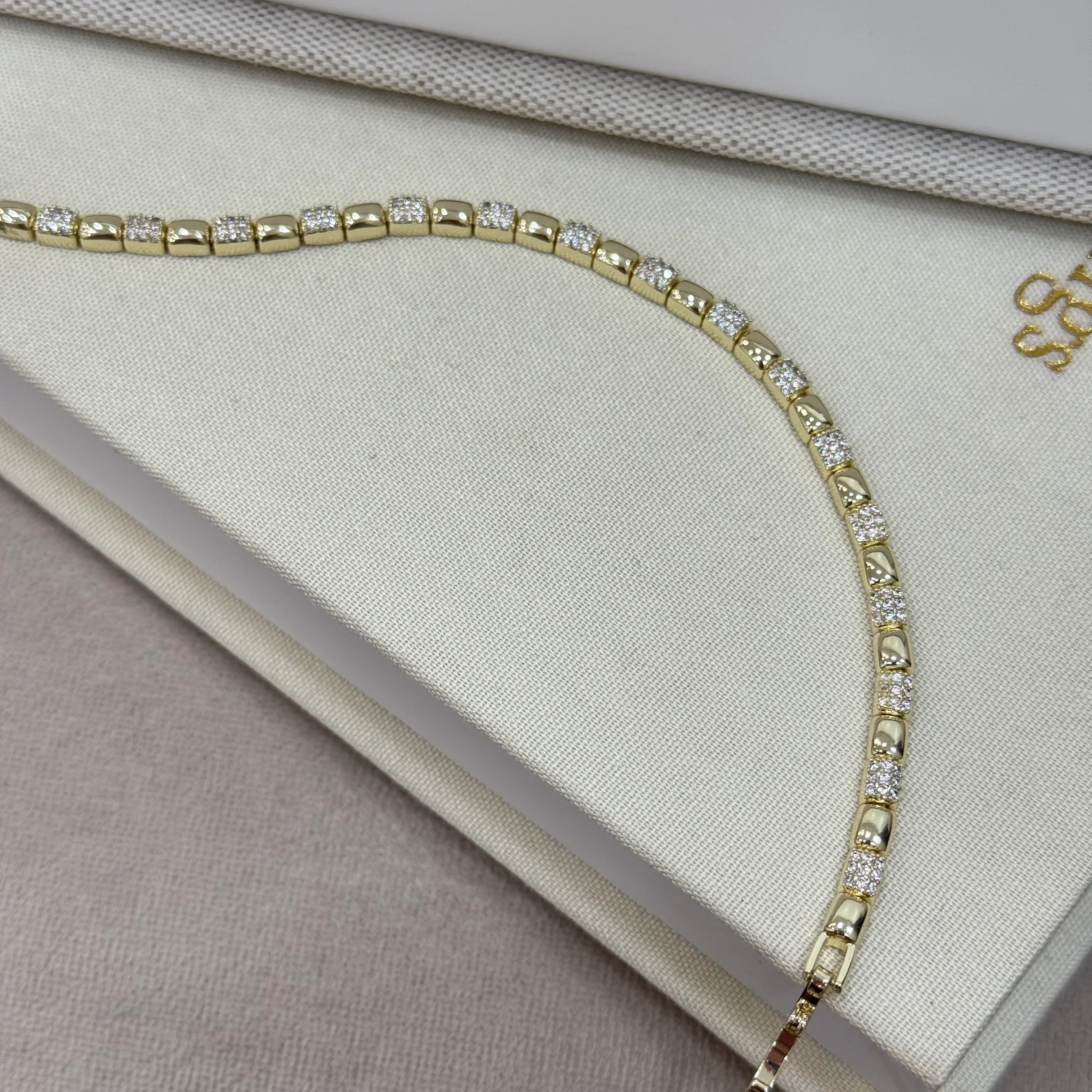 Premium İthal Aesthetic Brace Bileklik