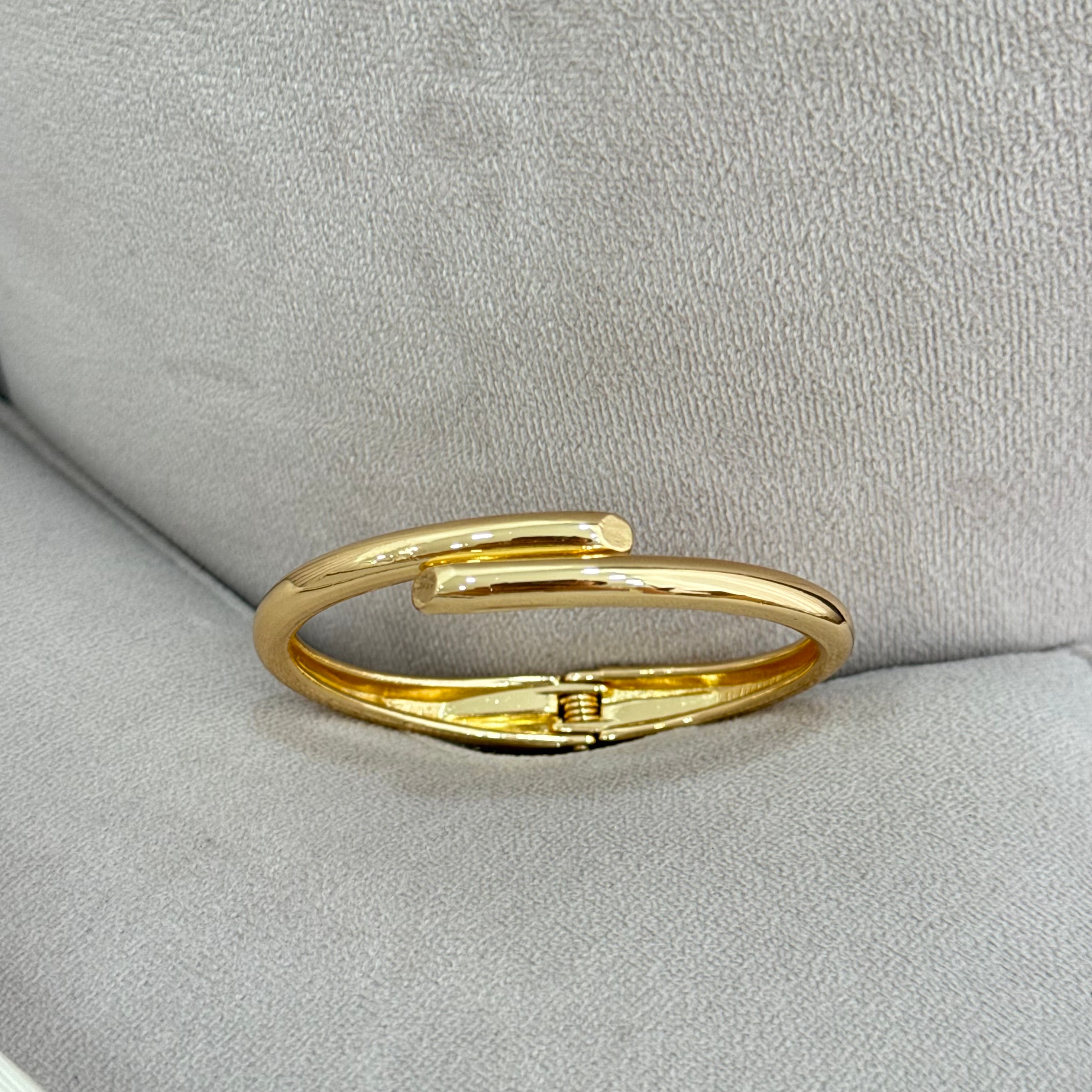 Premium Clara Minimal Pinterest Kelepçe Bileklik