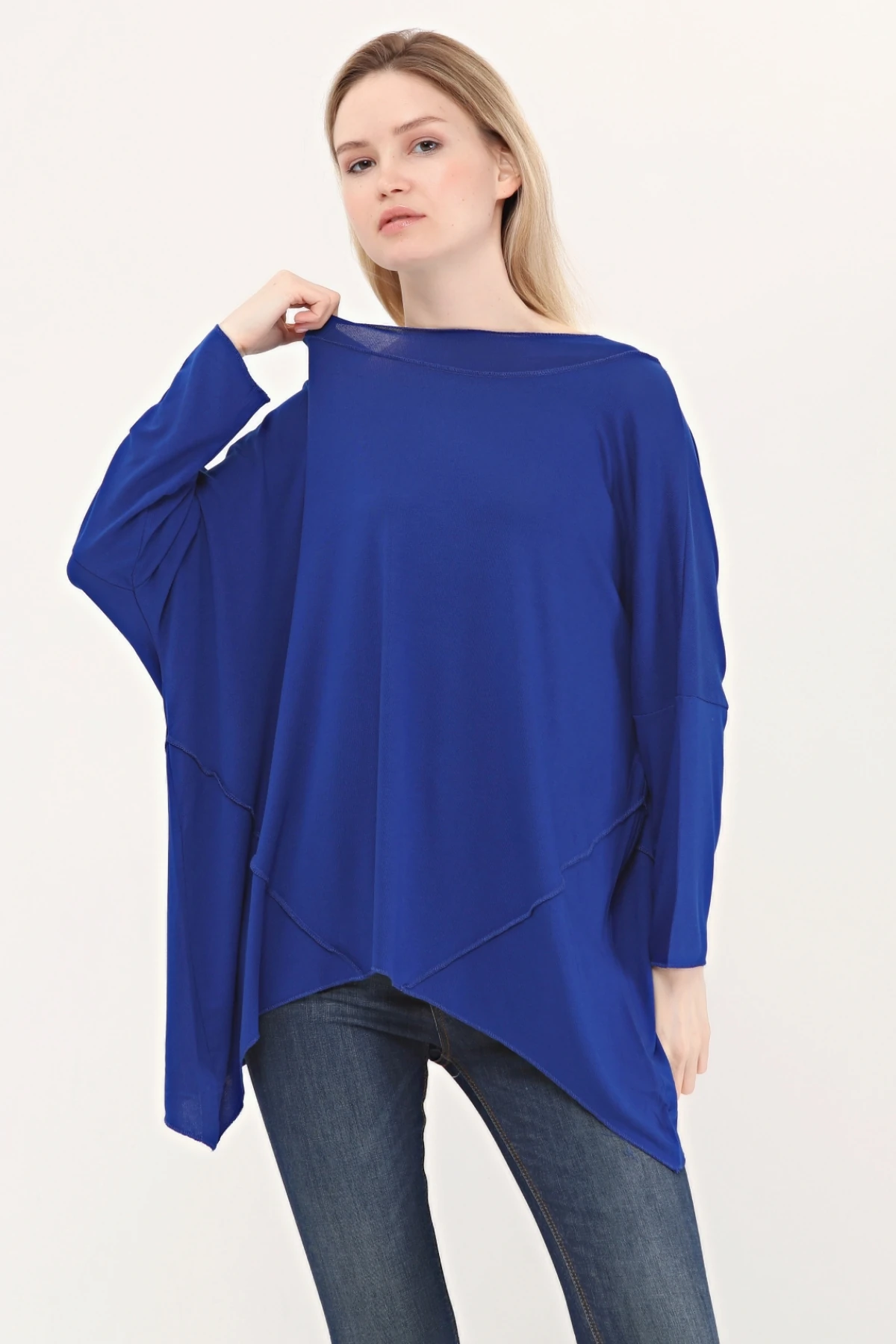 YAKA DETAYLI TRİKO BLUZ