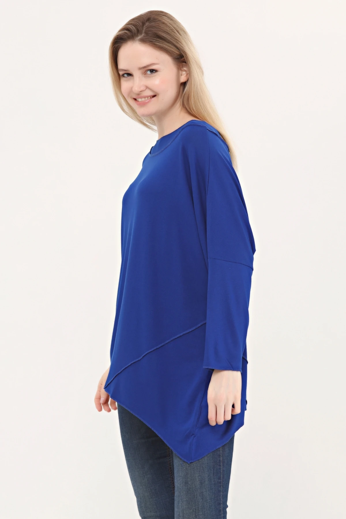 YAKA DETAYLI TRİKO BLUZ