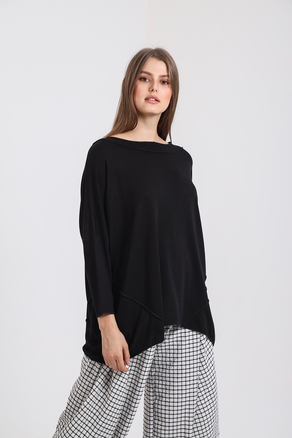 YAKA DETAYLI BASIC BLUZ