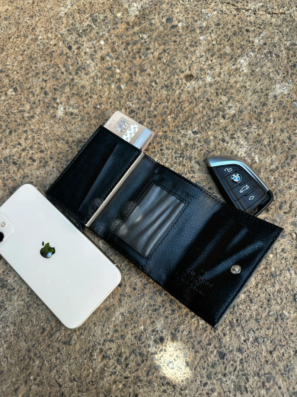 LV Monogram Deri Mekanizmalı Cüzdan