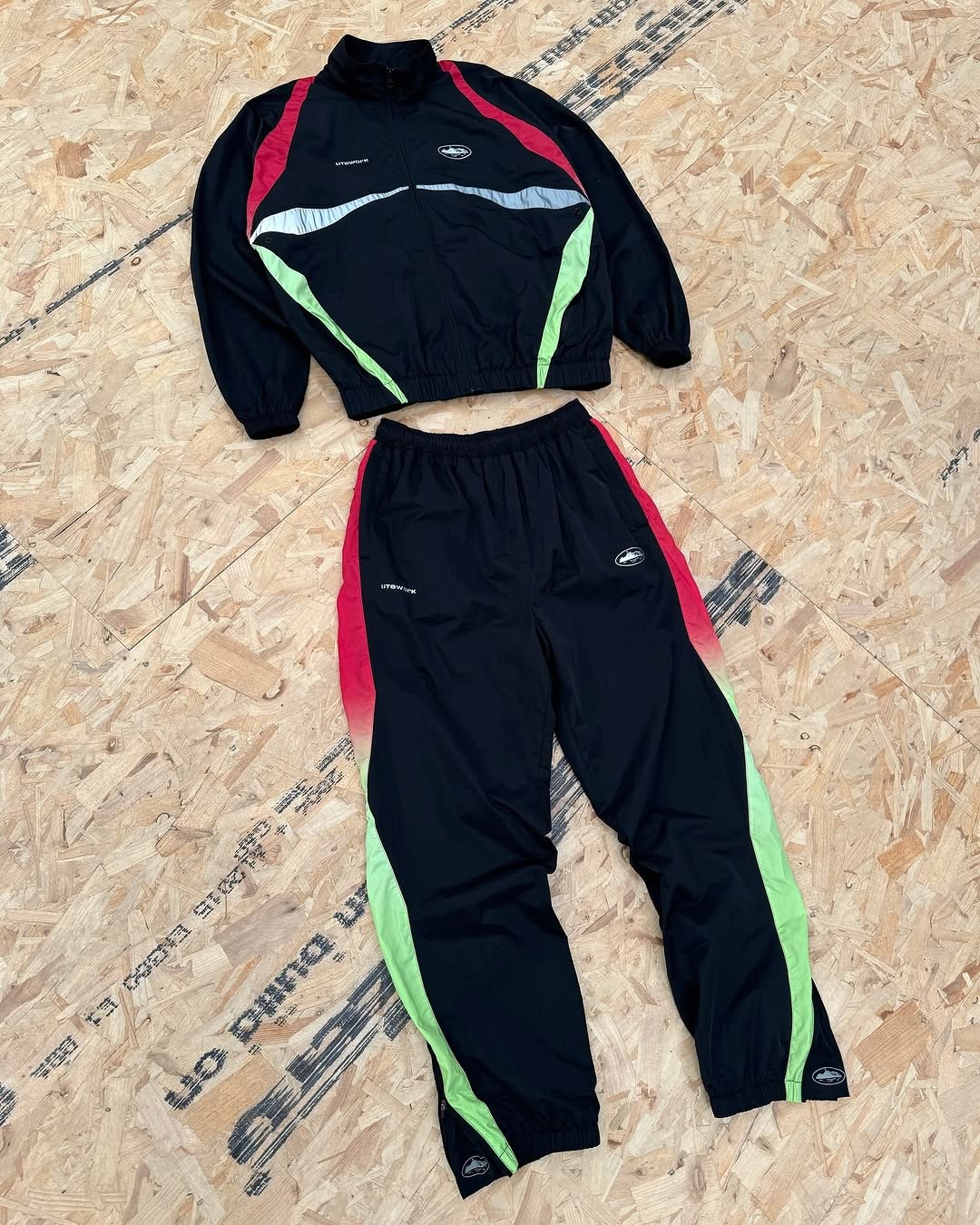Corteiz Gradient Litework Eşofman Takımı