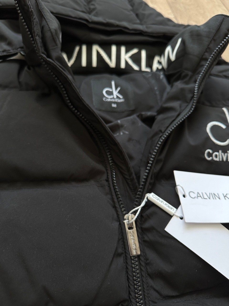 Essentials Down Erkek Kapüşonlu Şişme Mont