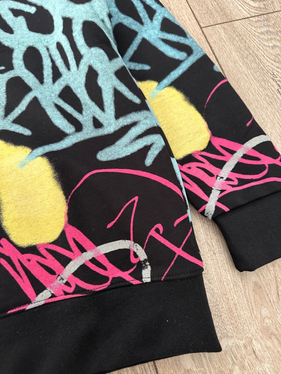 Graffiti Cotton Sweat