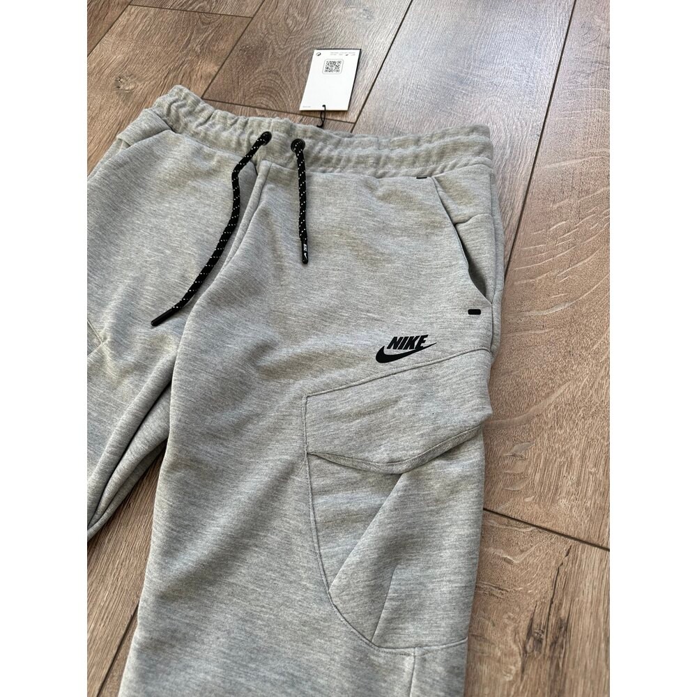 Sportswear Tech Fleece Utility Erkek Gri Eşofman Altı