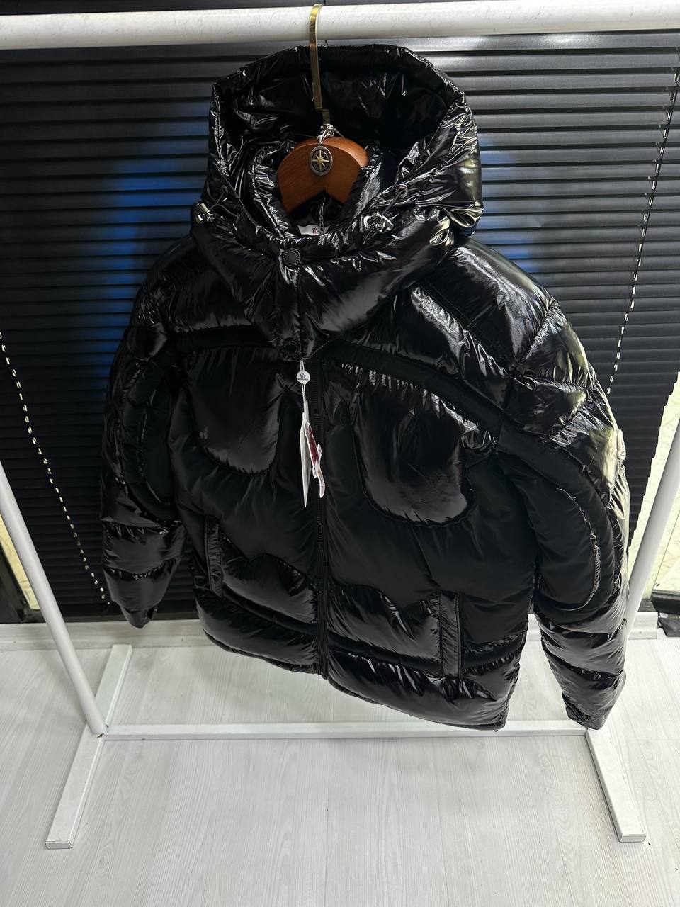 Moncler Solander Batman Kaz Tüyü Mont