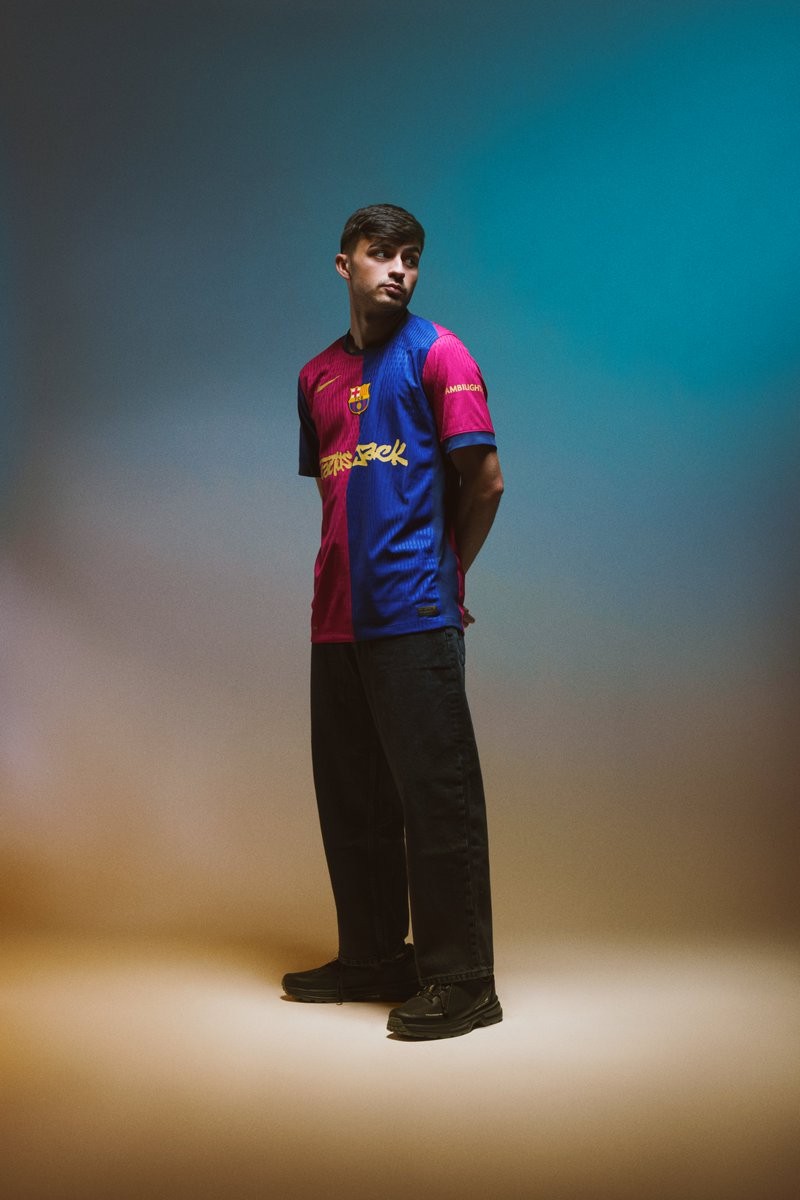 Barcelona x Travis Scott Limited Edition Ev Sahibi Forma