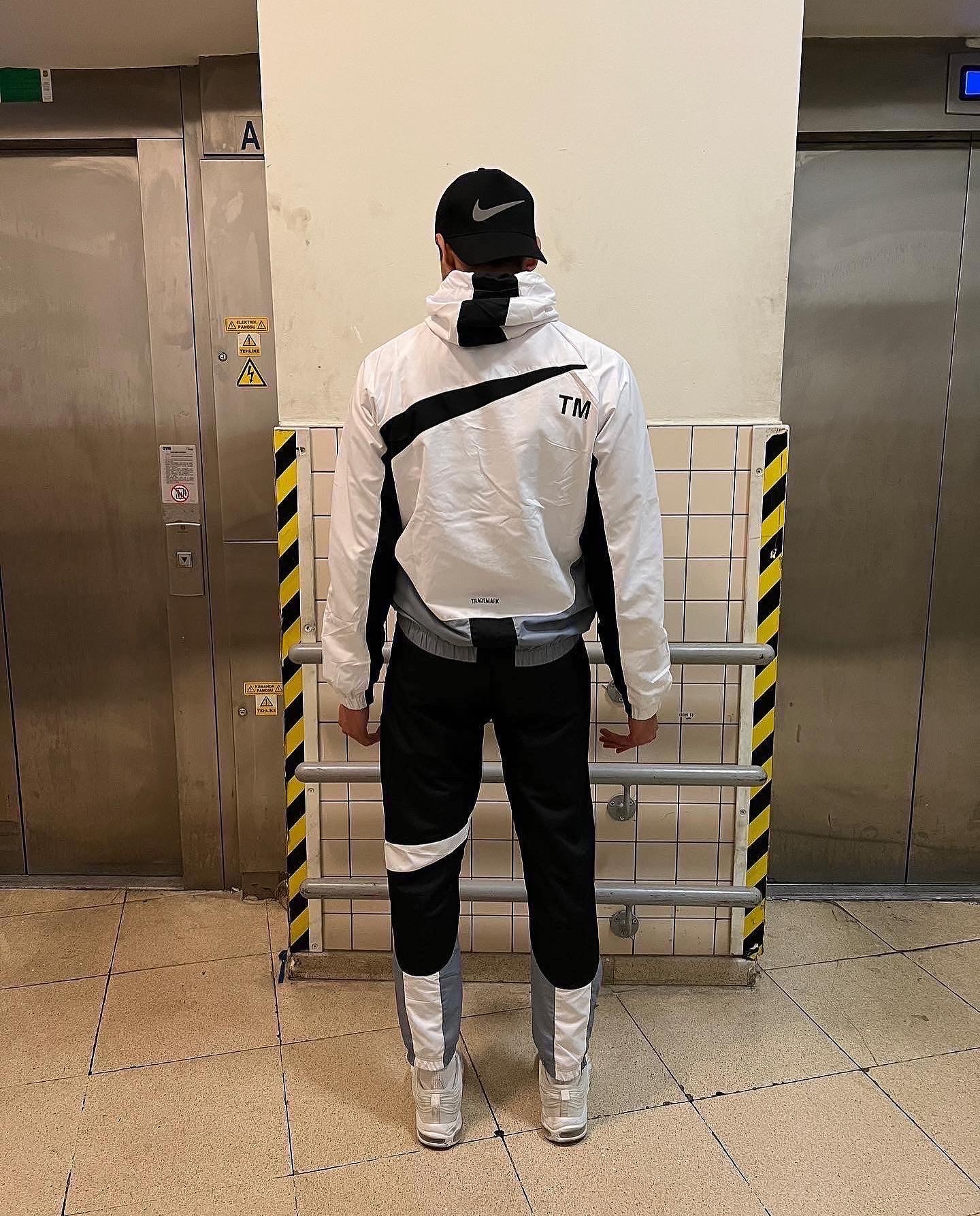 Swoosh Lined Eşofman Takımı