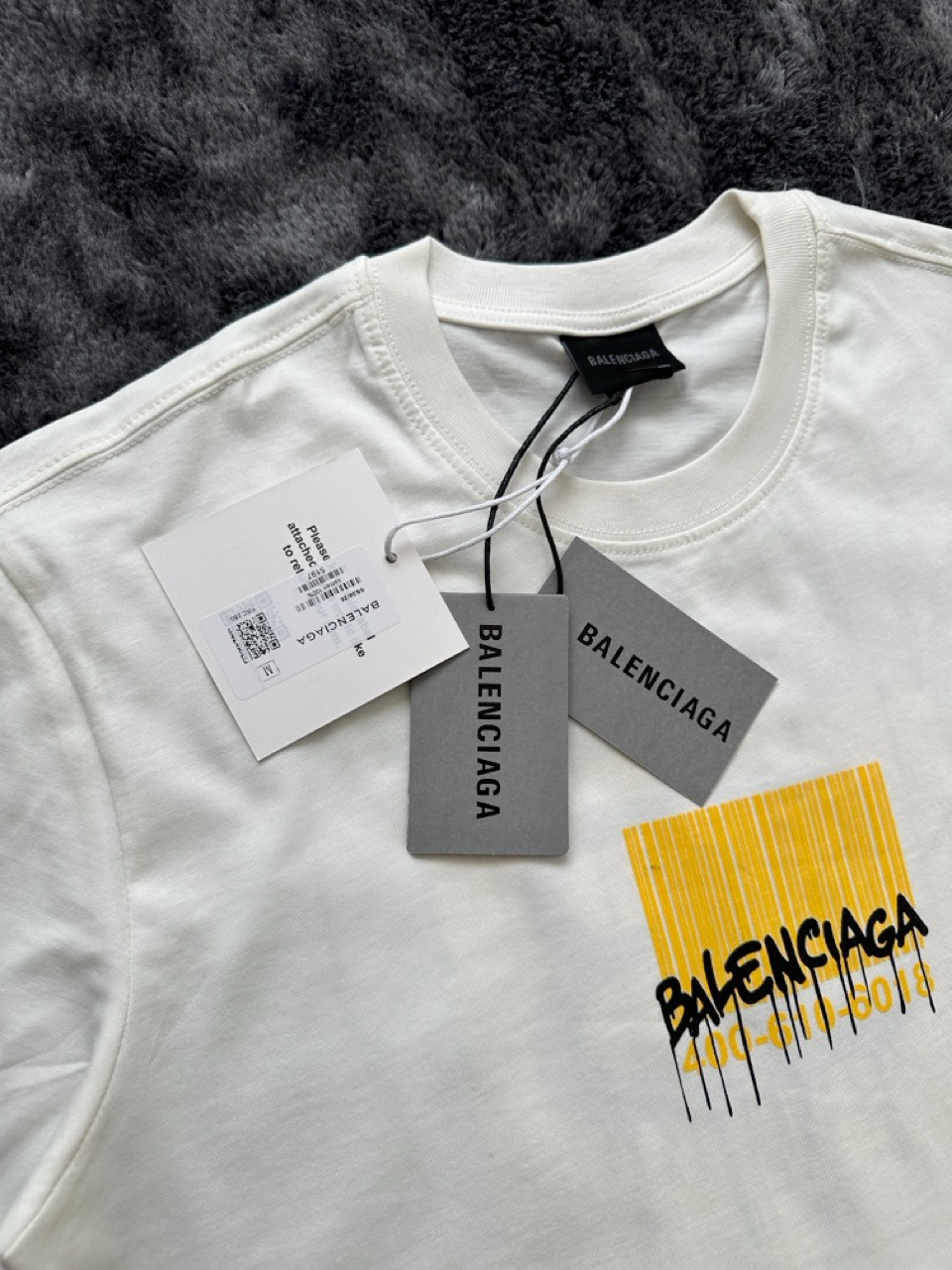 BB 400 Barkod Logo T-Shirt
