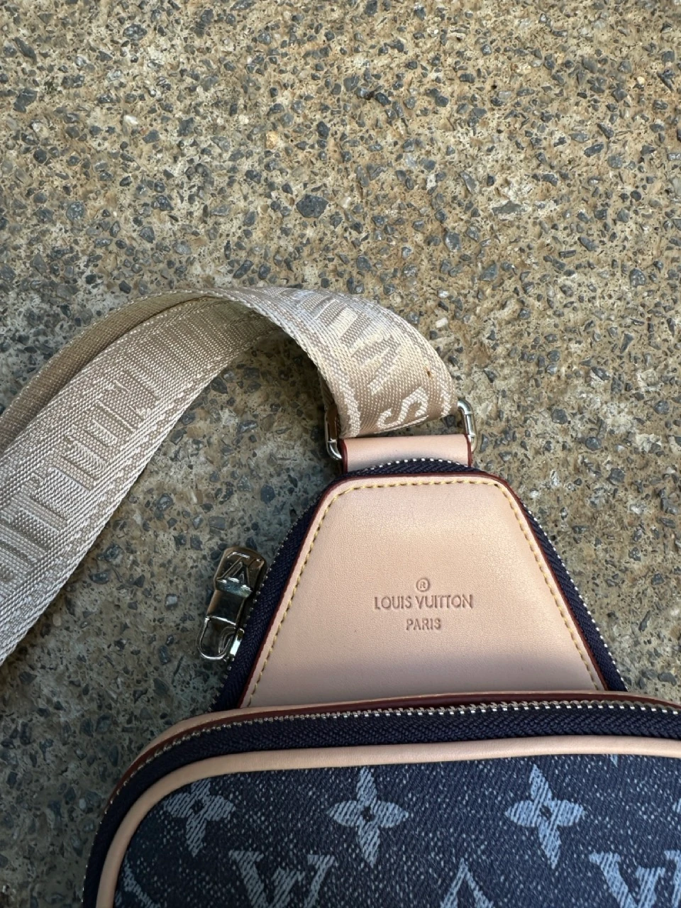 Avenue Sling Canvas Omuz Çanta