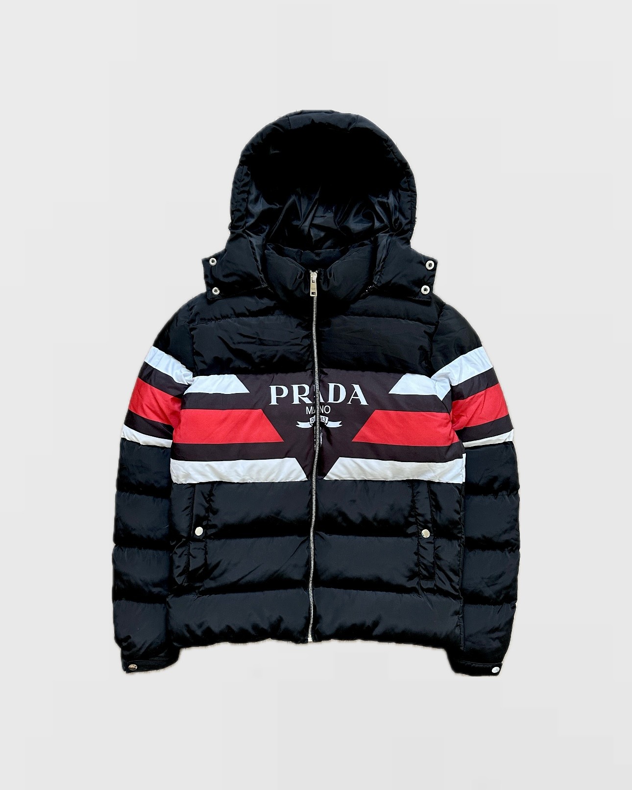 Triangle Logo White/Red Puffer Mont